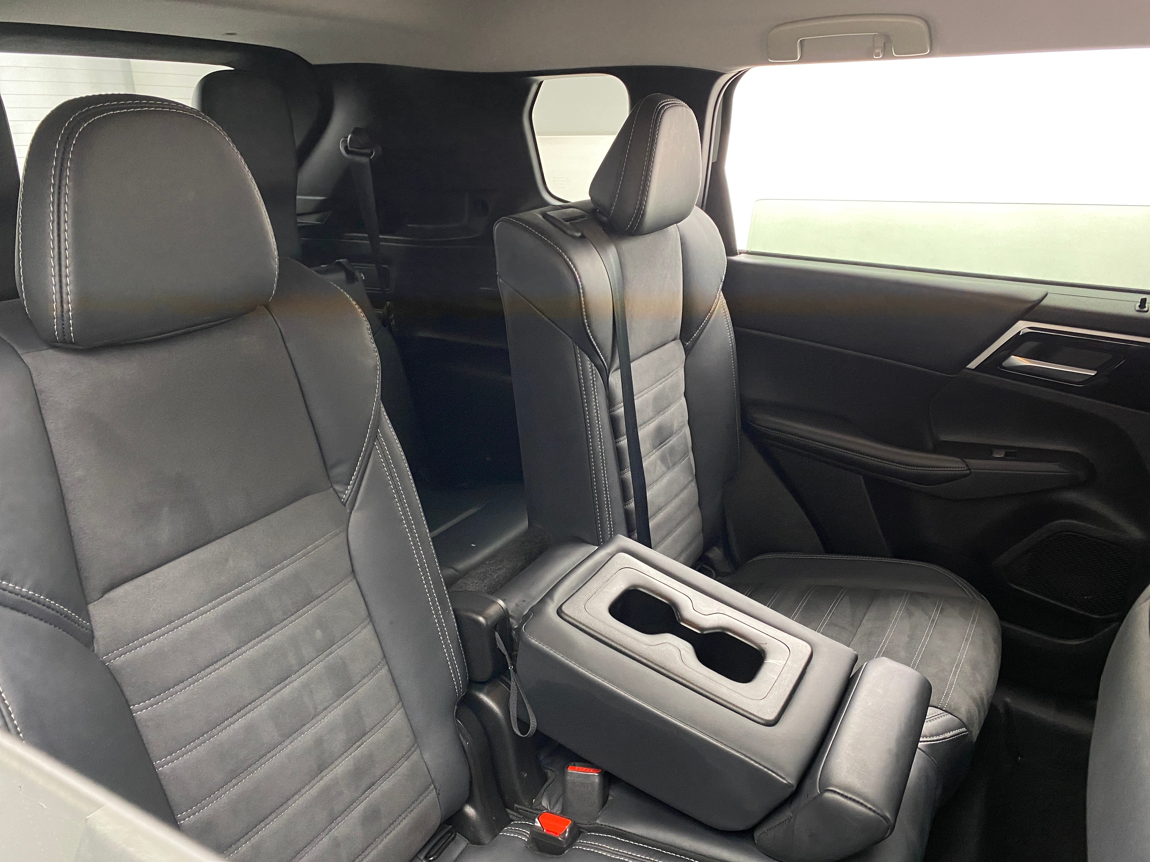 2023 Mitsubishi Outlander SE 5
