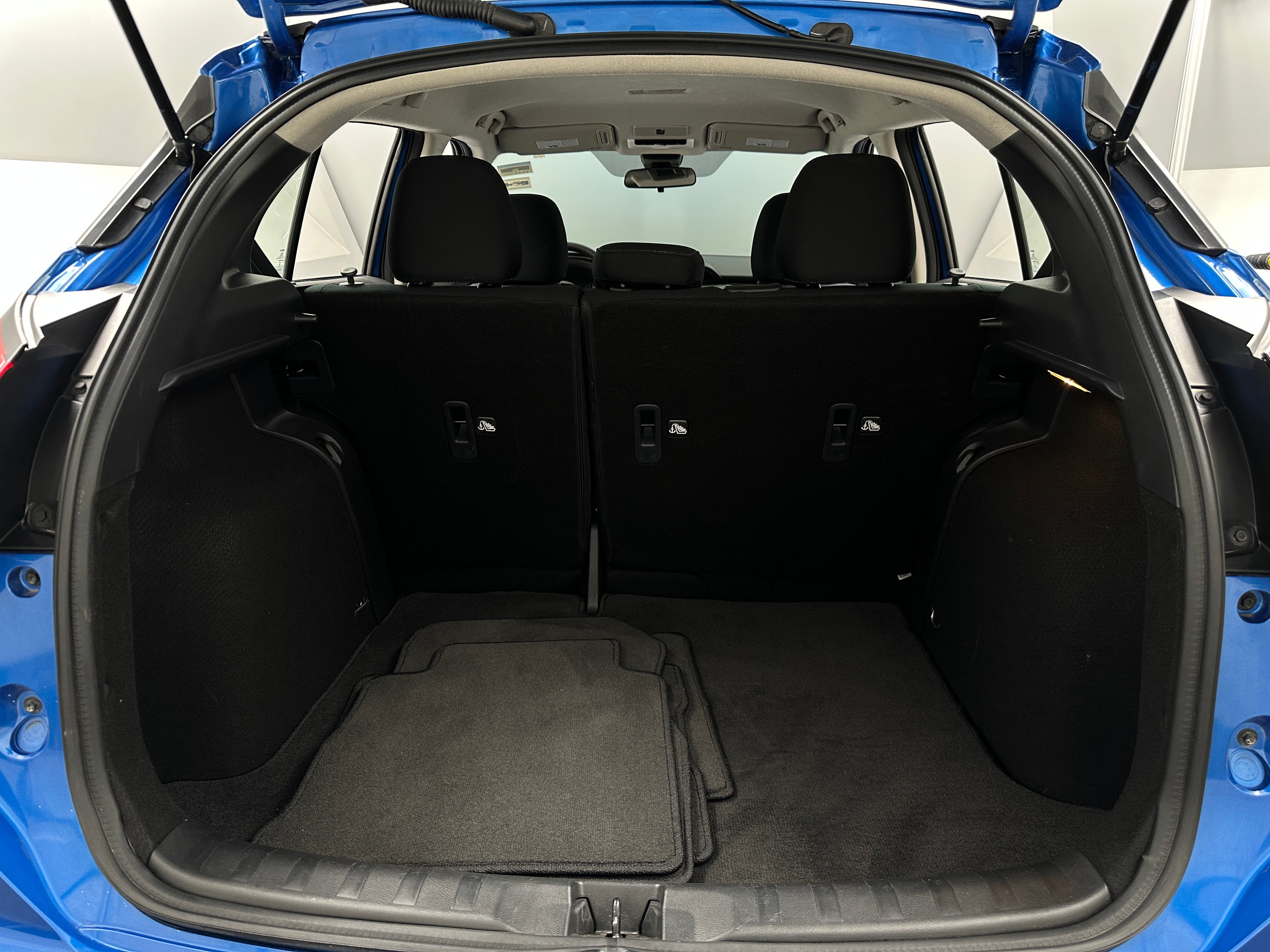 2024 Nissan Kicks SV 7