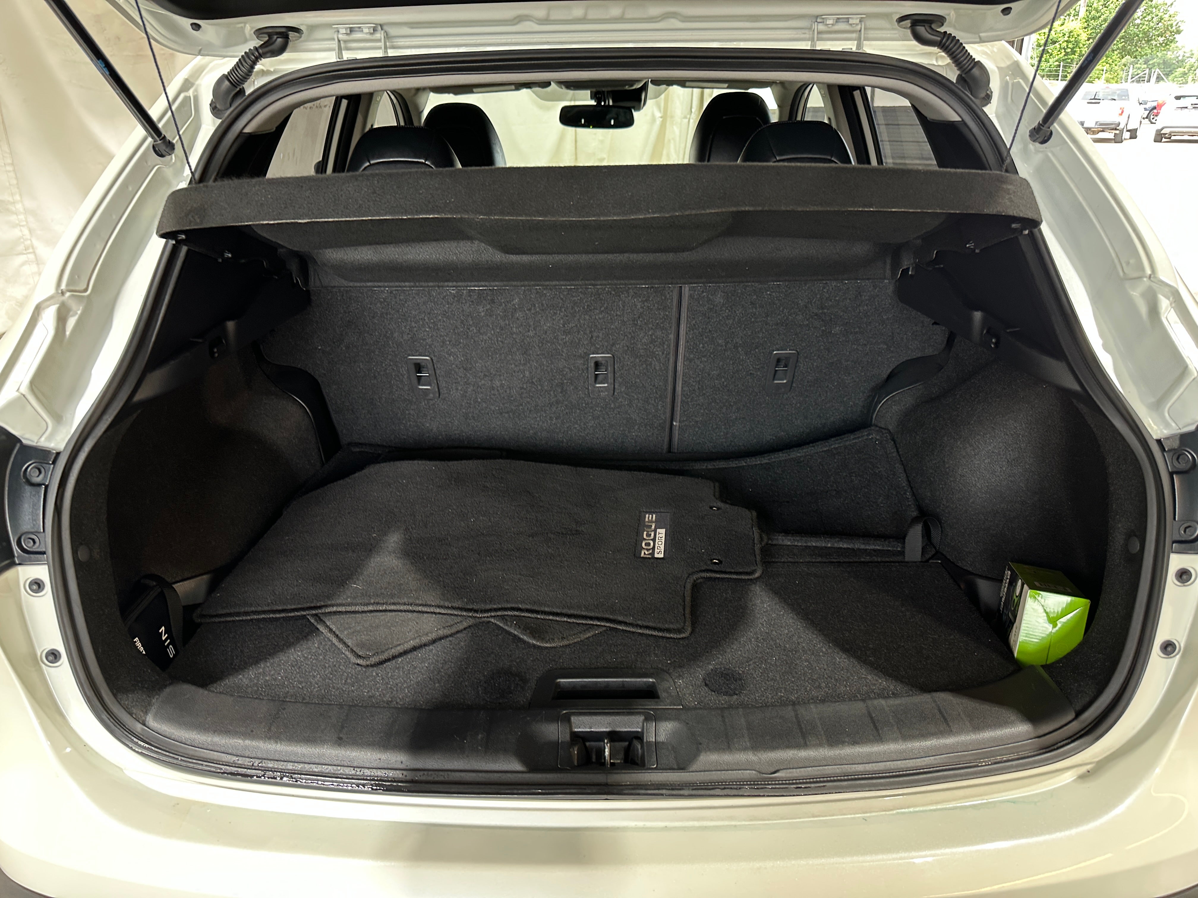 2021 Nissan Rogue Sport SL 6