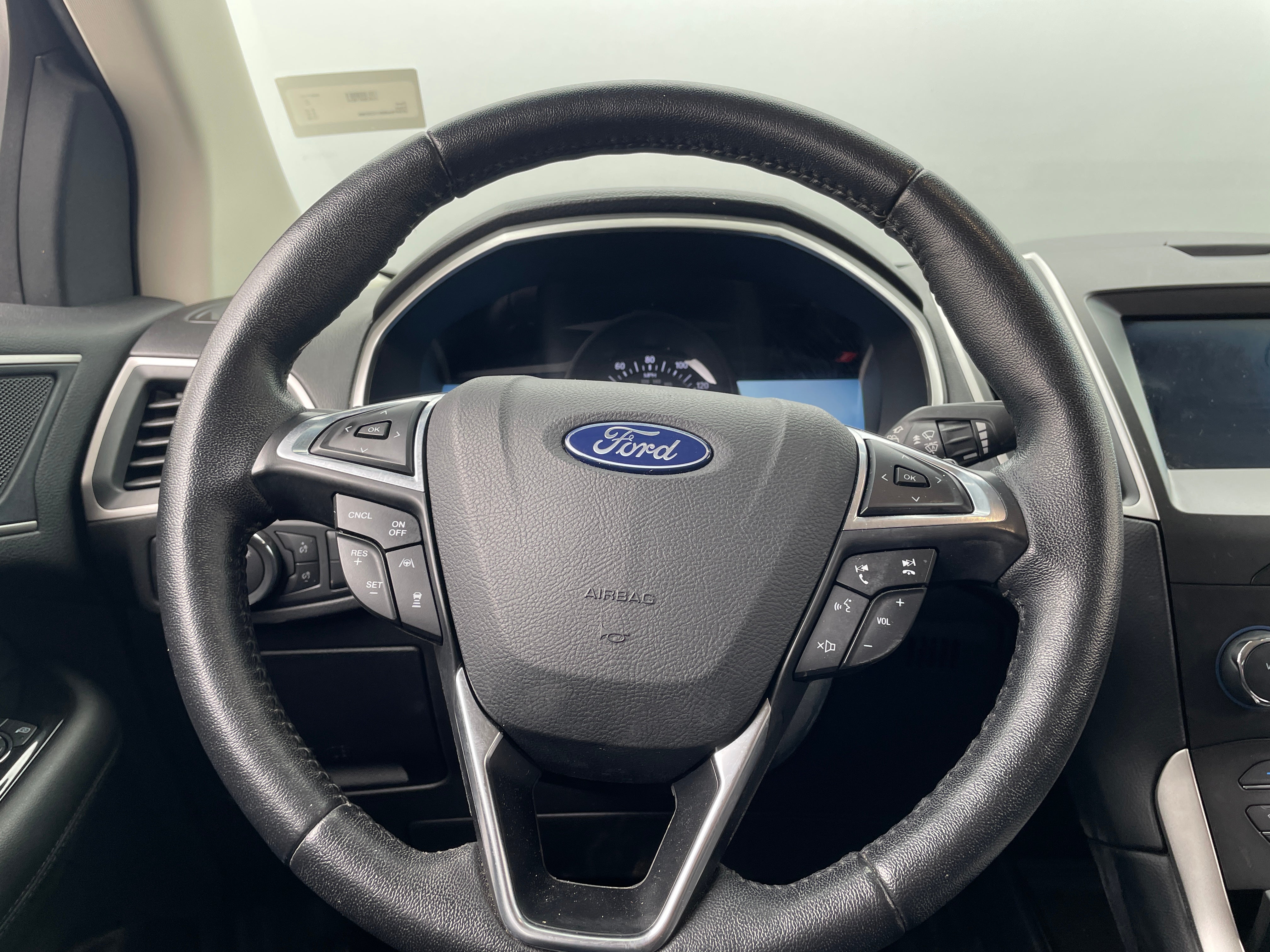 2019 Ford Edge SEL 4