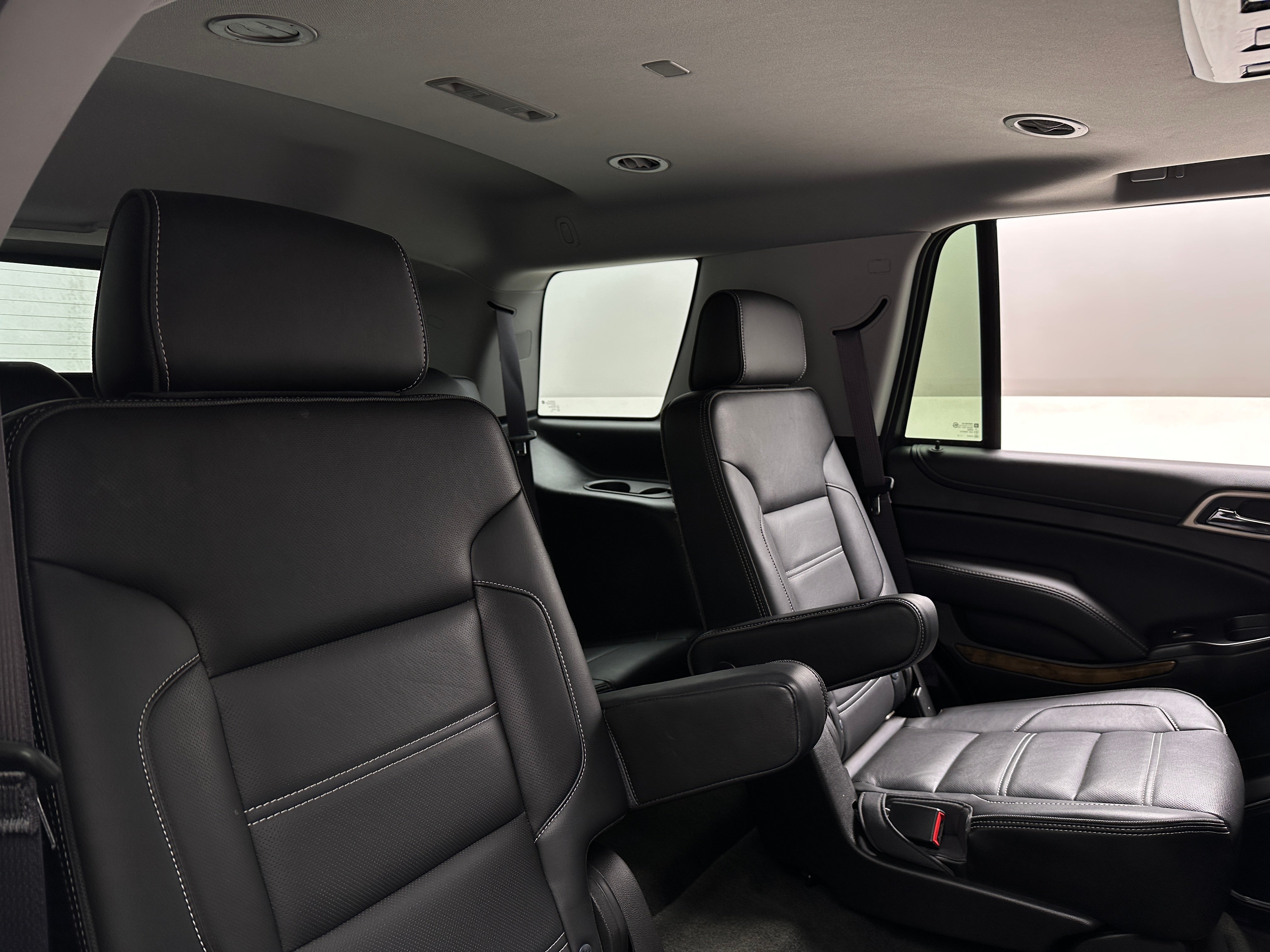 2016 GMC Yukon Denali 5