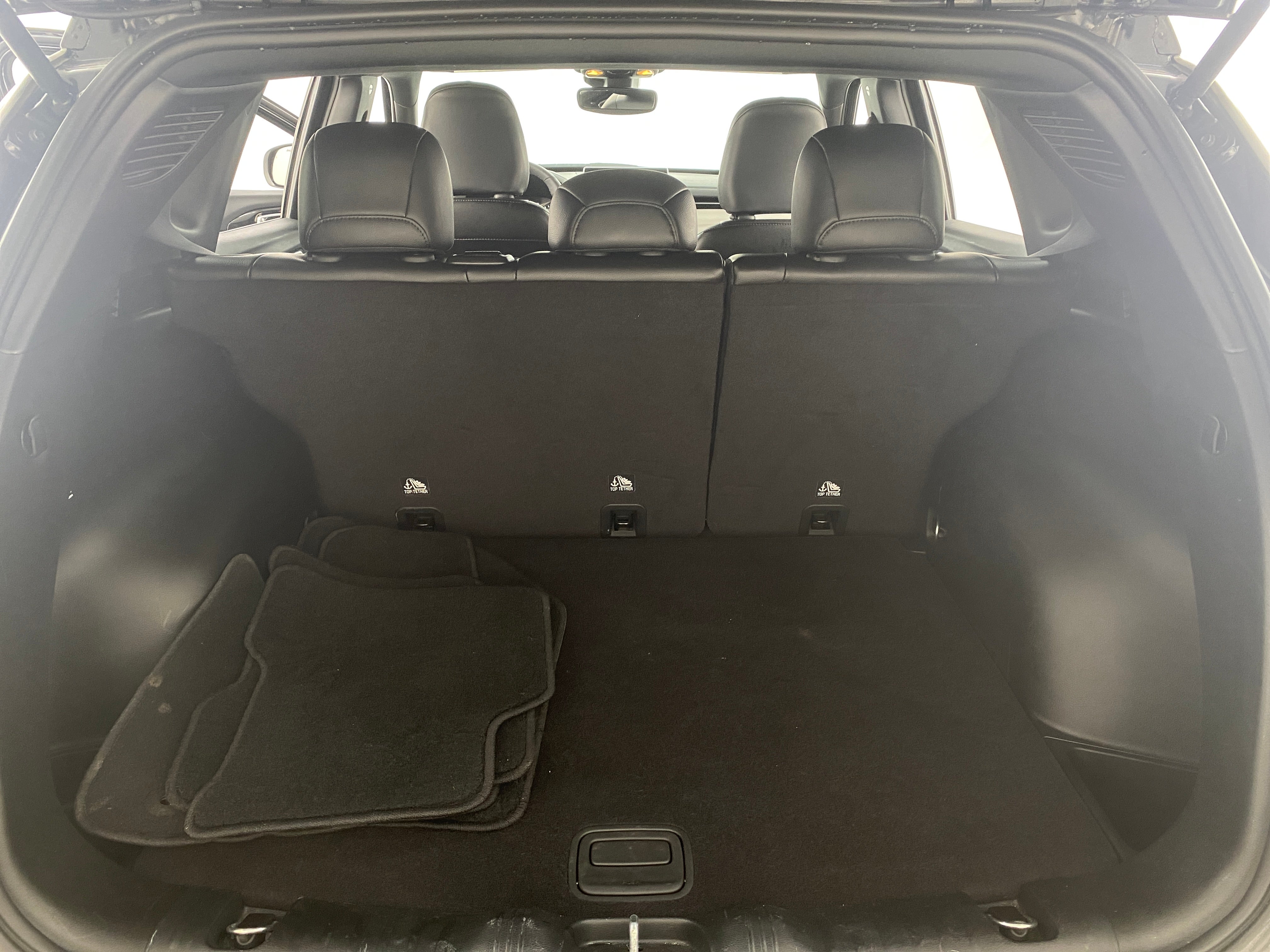 2023 Jeep Compass Limited 6