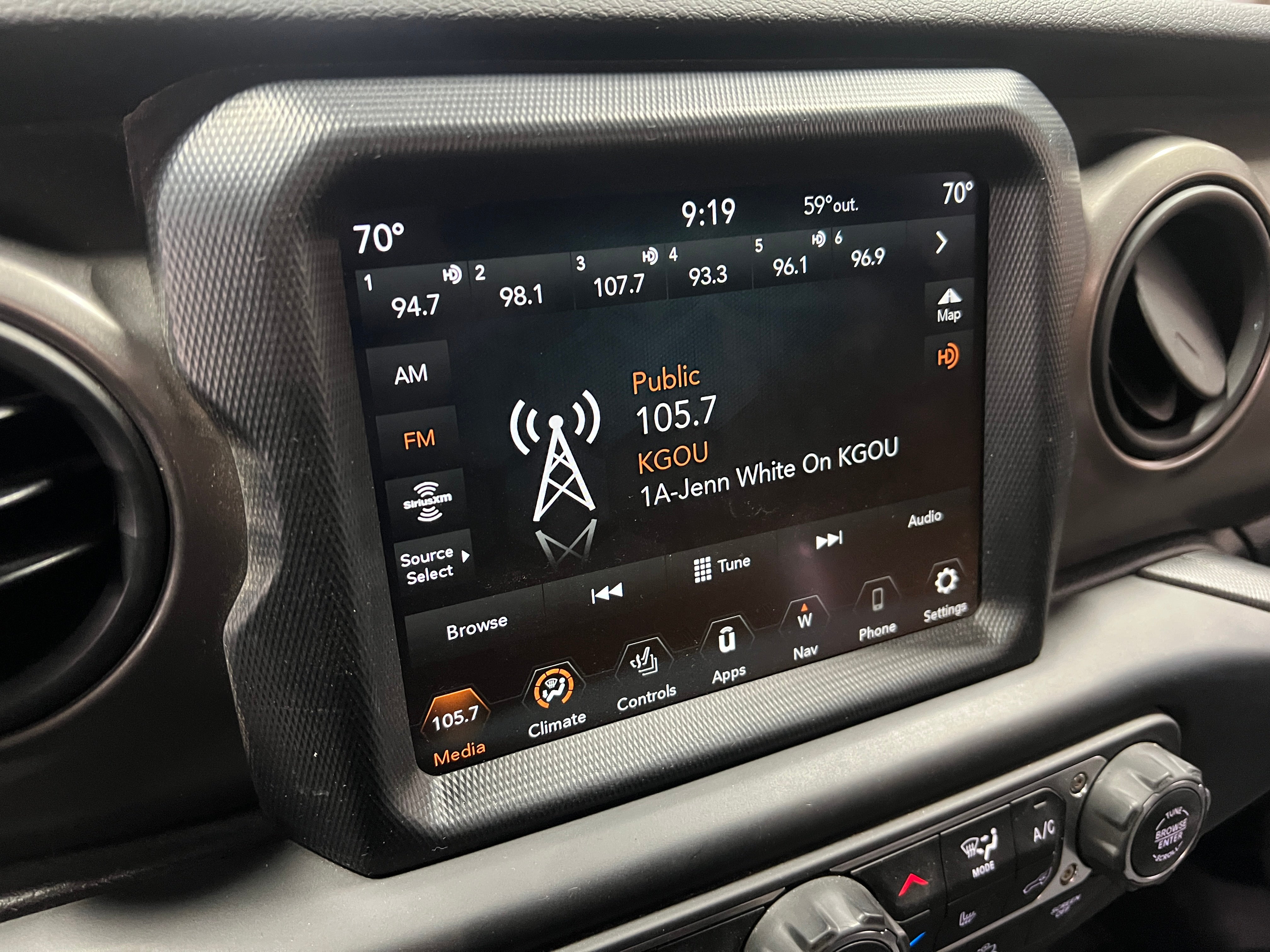 2021 Jeep Wrangler Freedom Edition 3