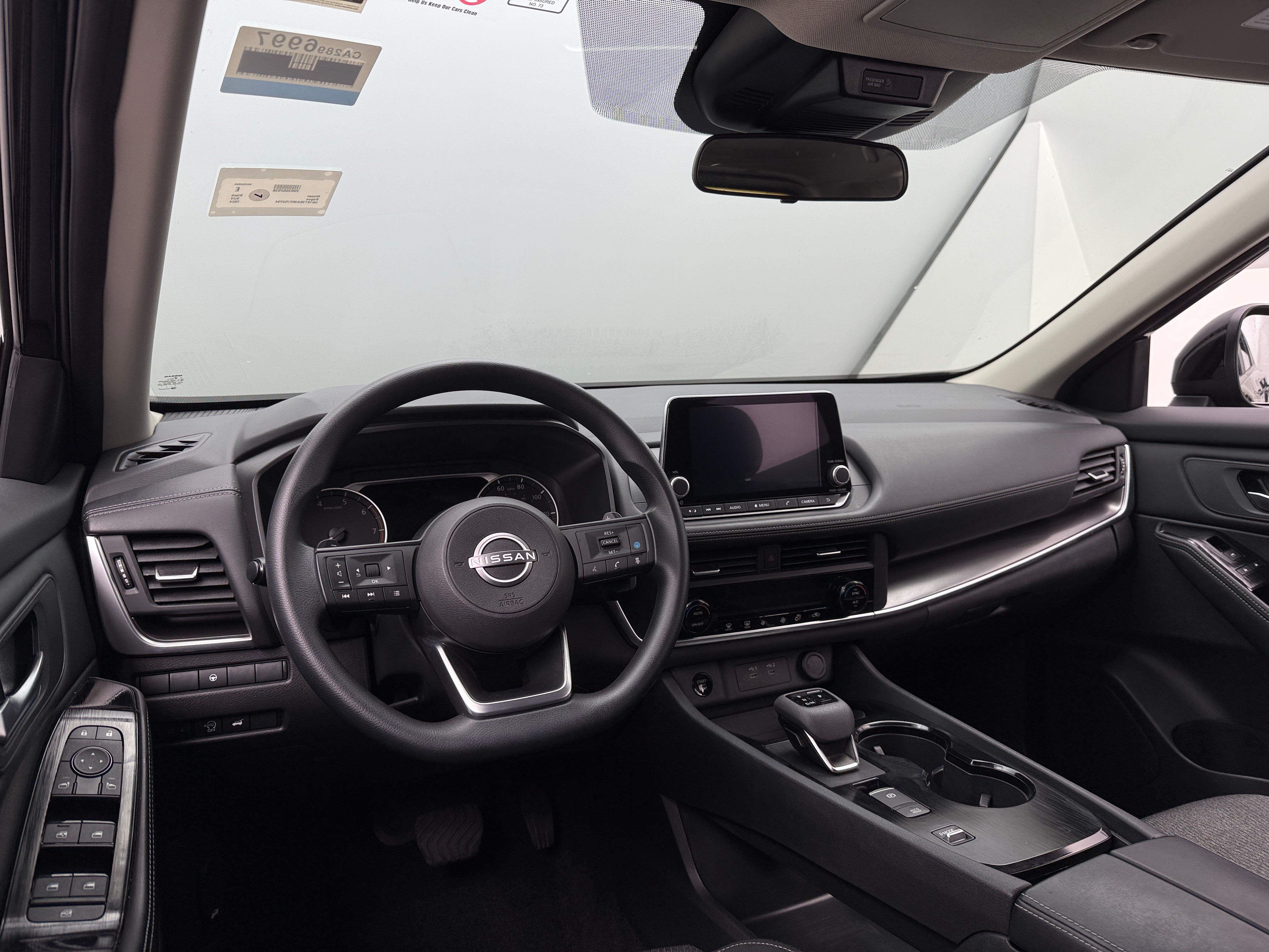 2024 Nissan Rogue SV 3