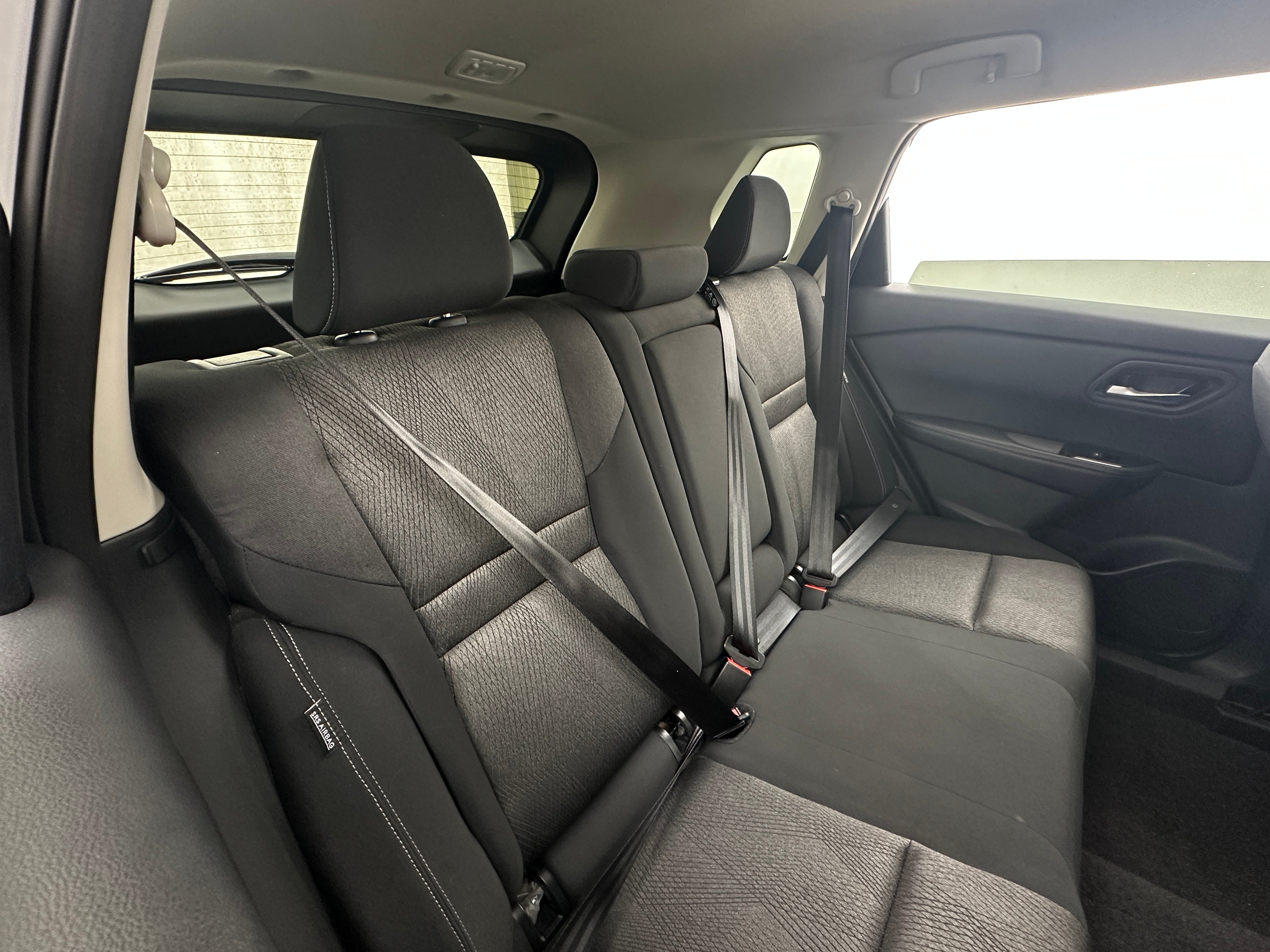 2024 Nissan Rogue SV 6