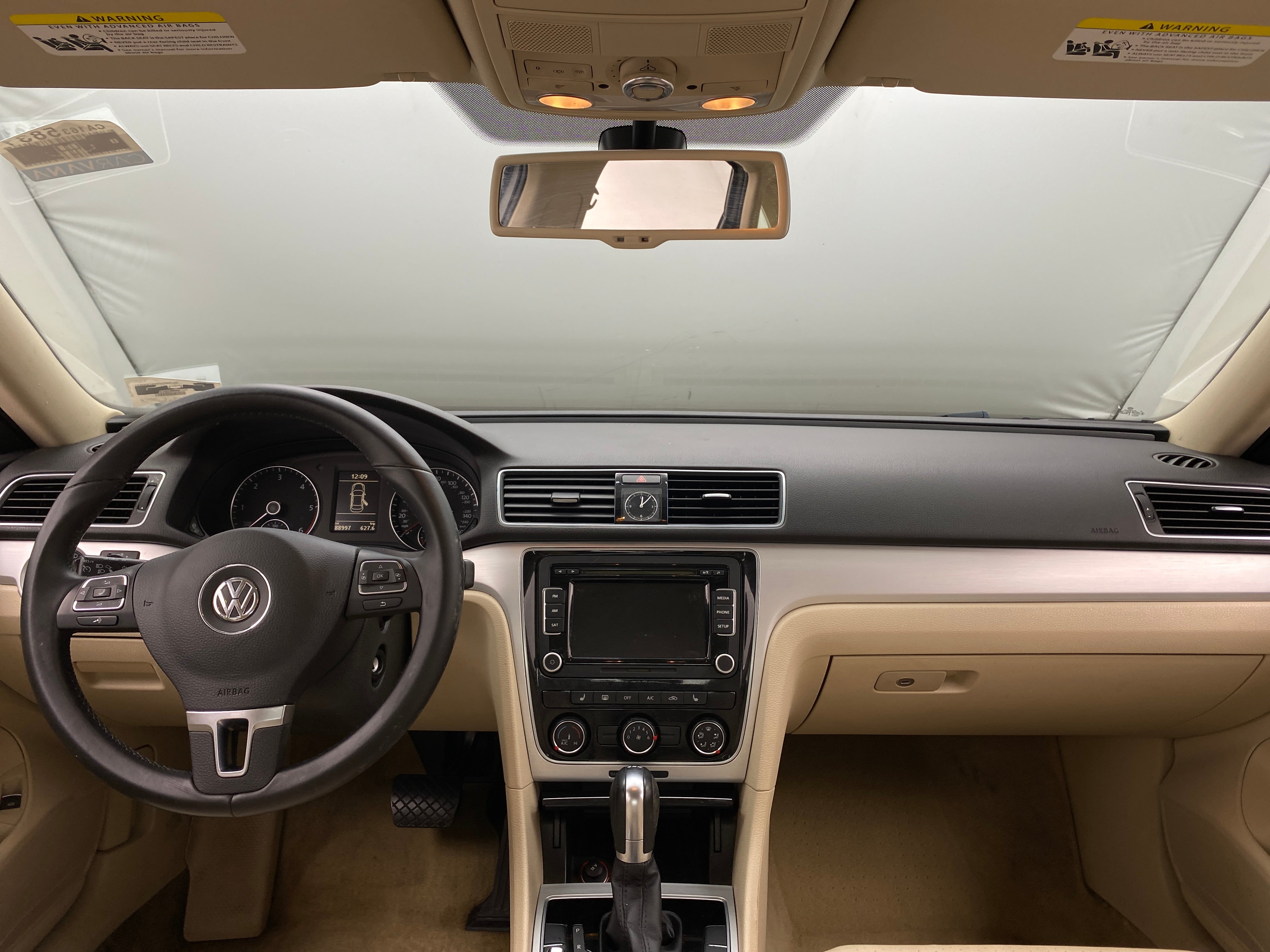 2013 Volkswagen Passat SE 2