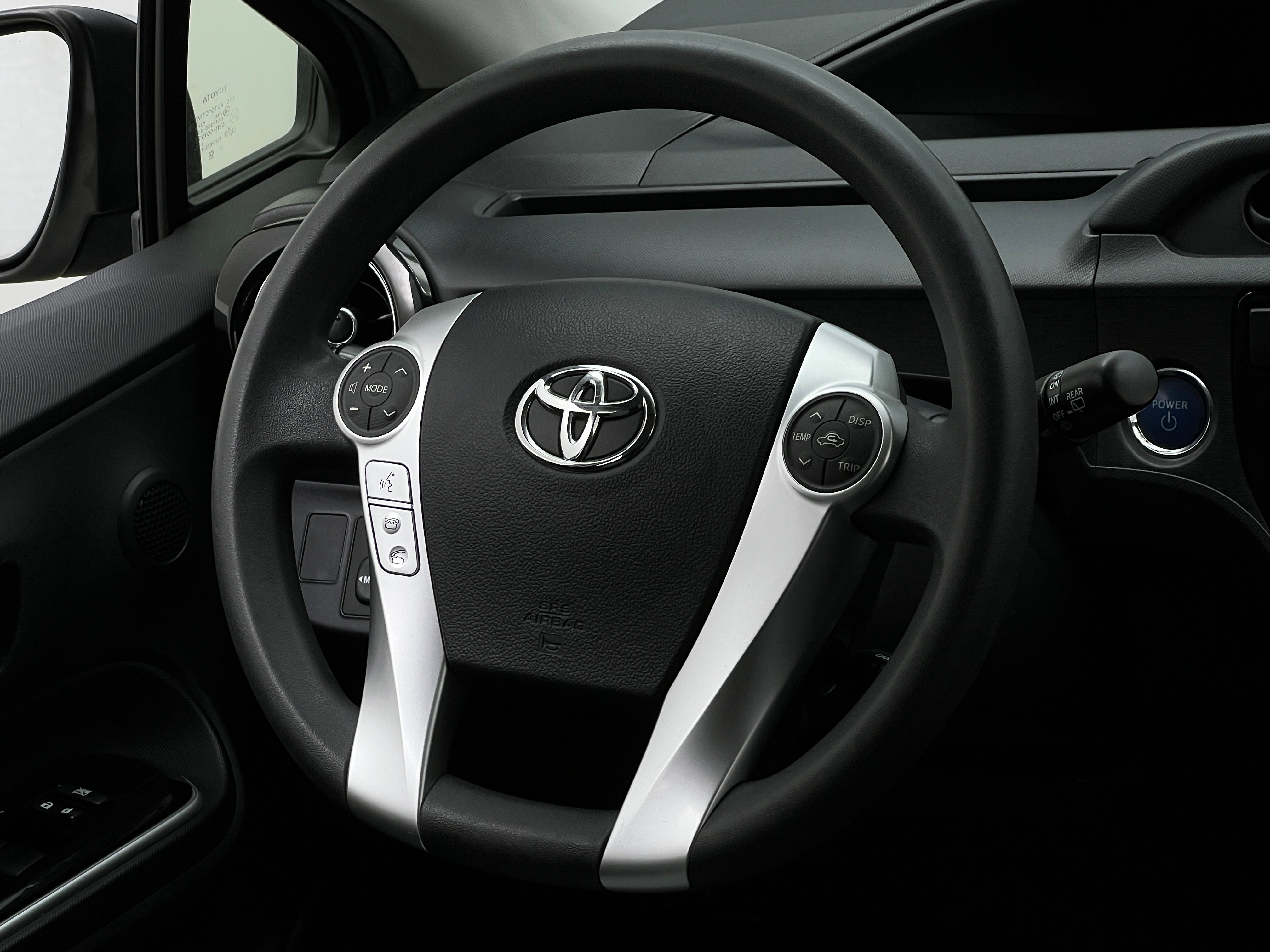 2015 Toyota Prius c Three 5