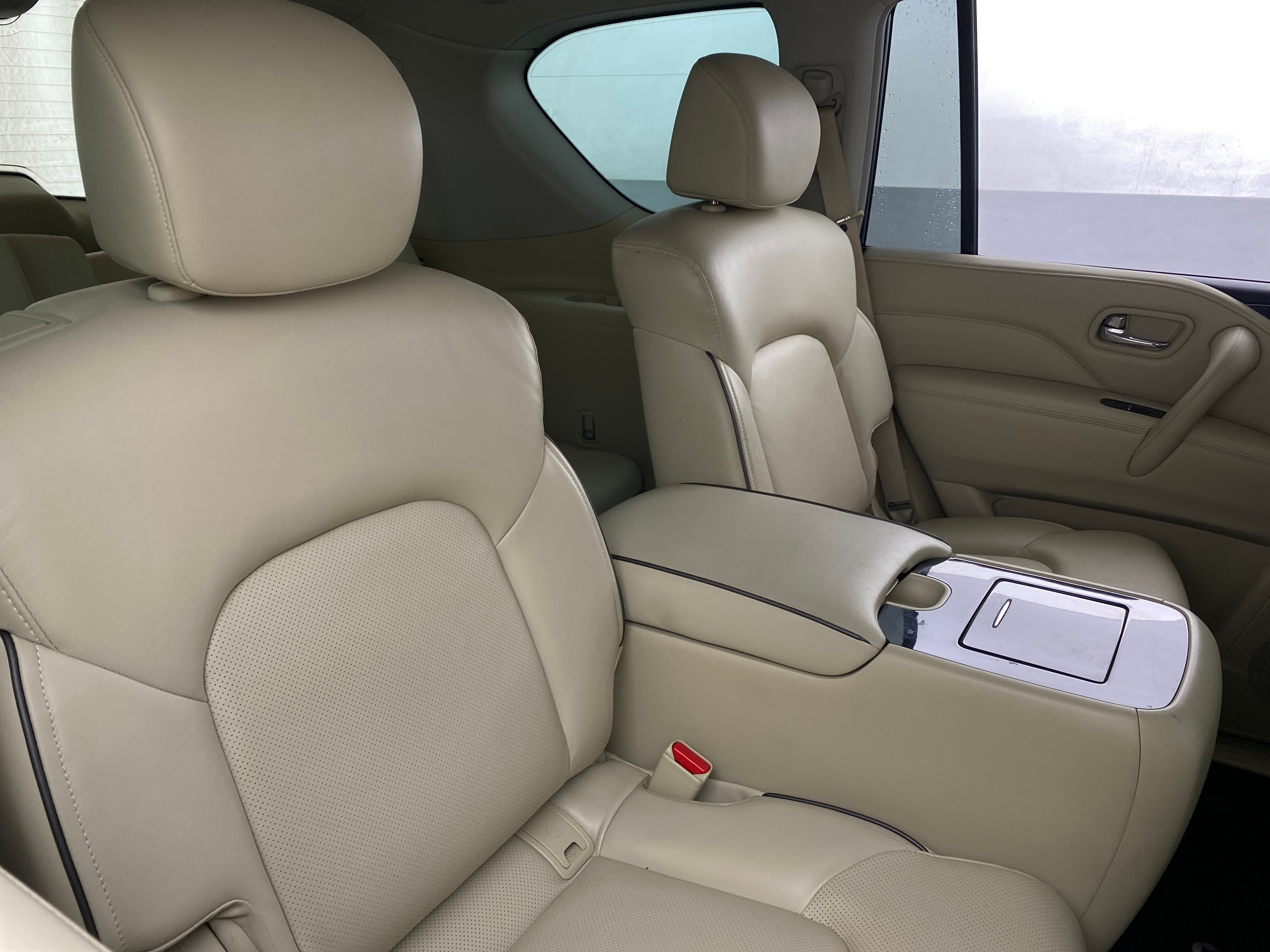 2023 INFINITI QX80 Luxe 5