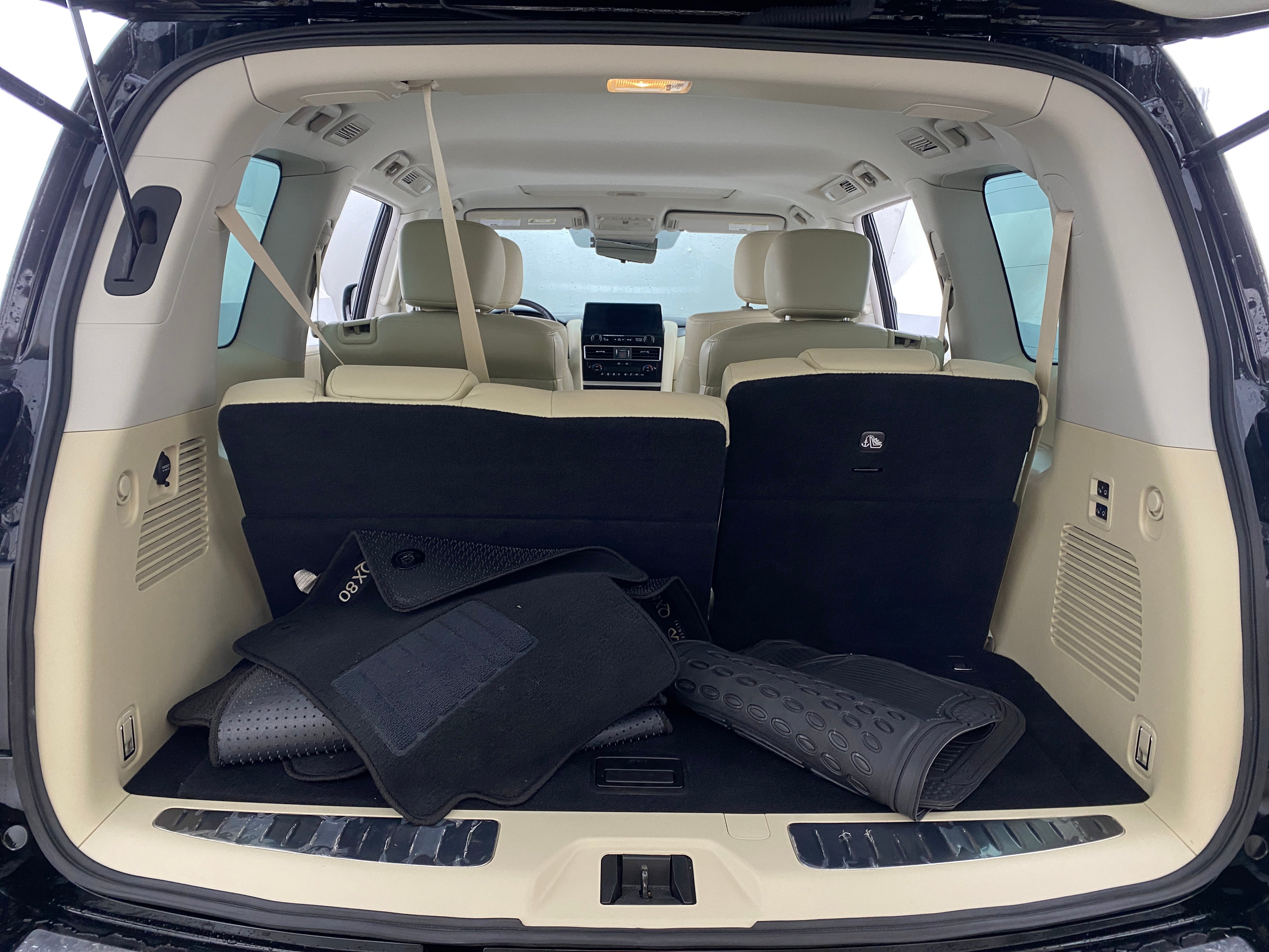 2023 INFINITI QX80 Luxe 6