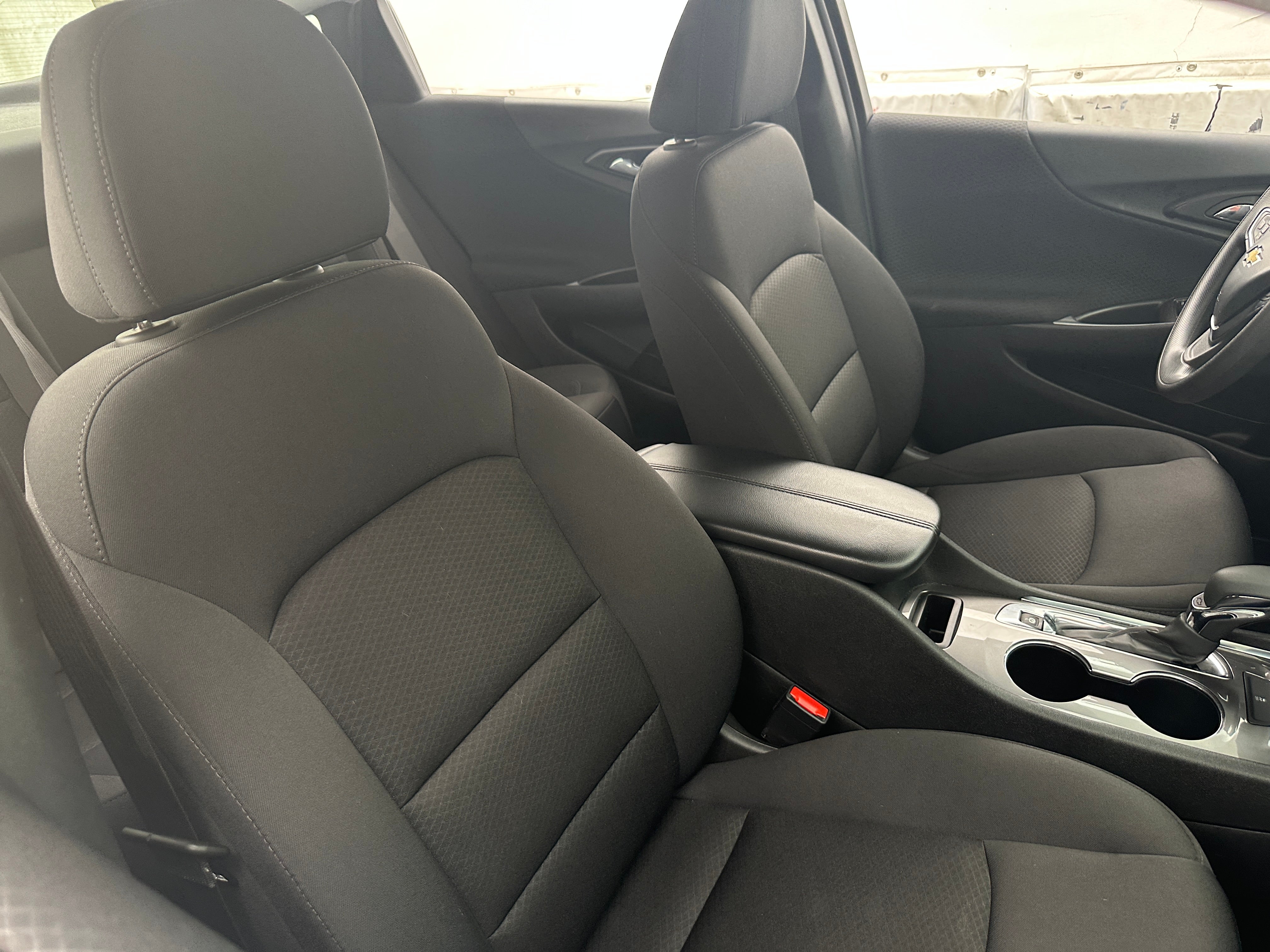2023 Chevrolet Malibu LT 2