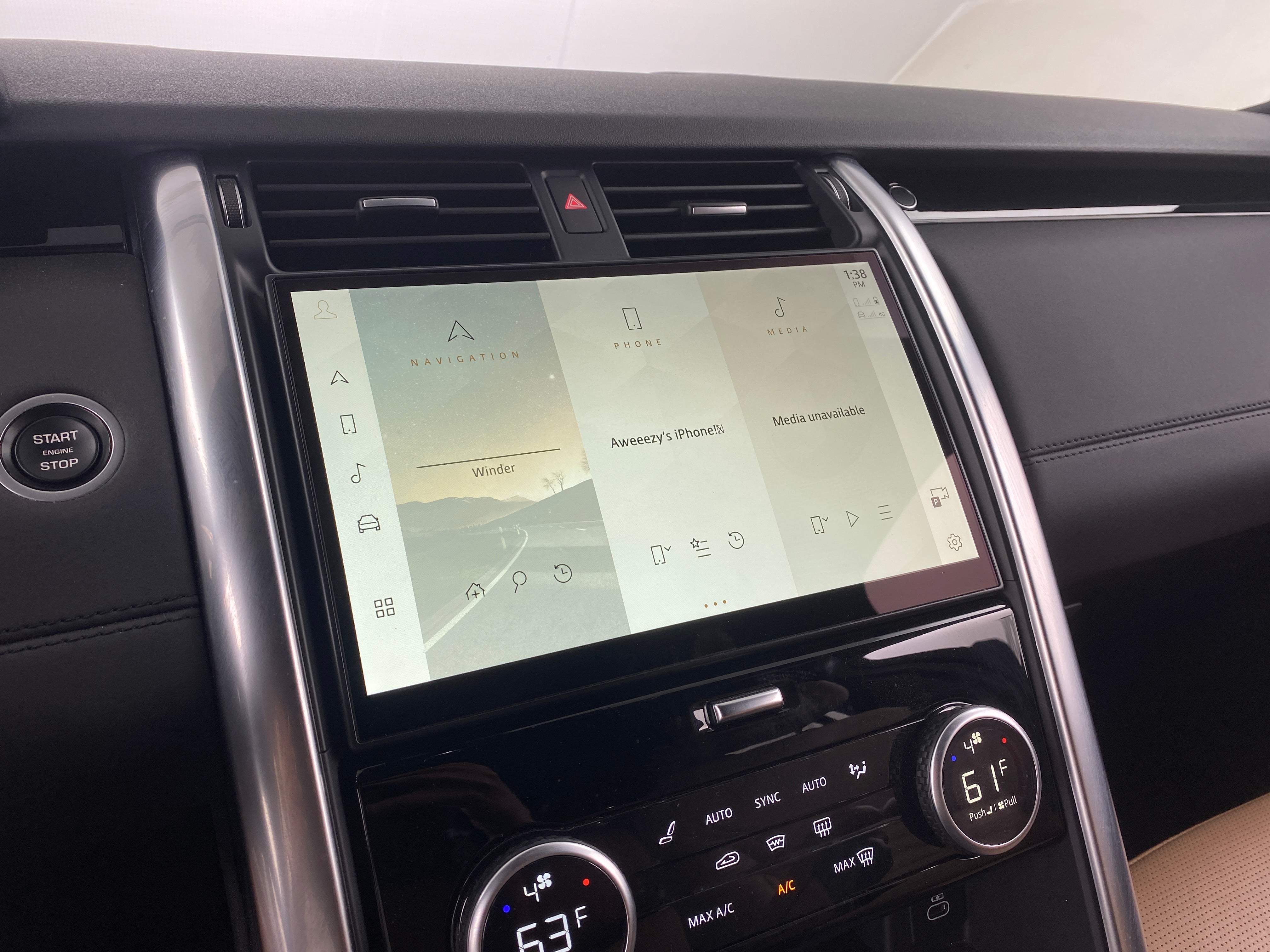 2022 Land Rover Discovery S 3