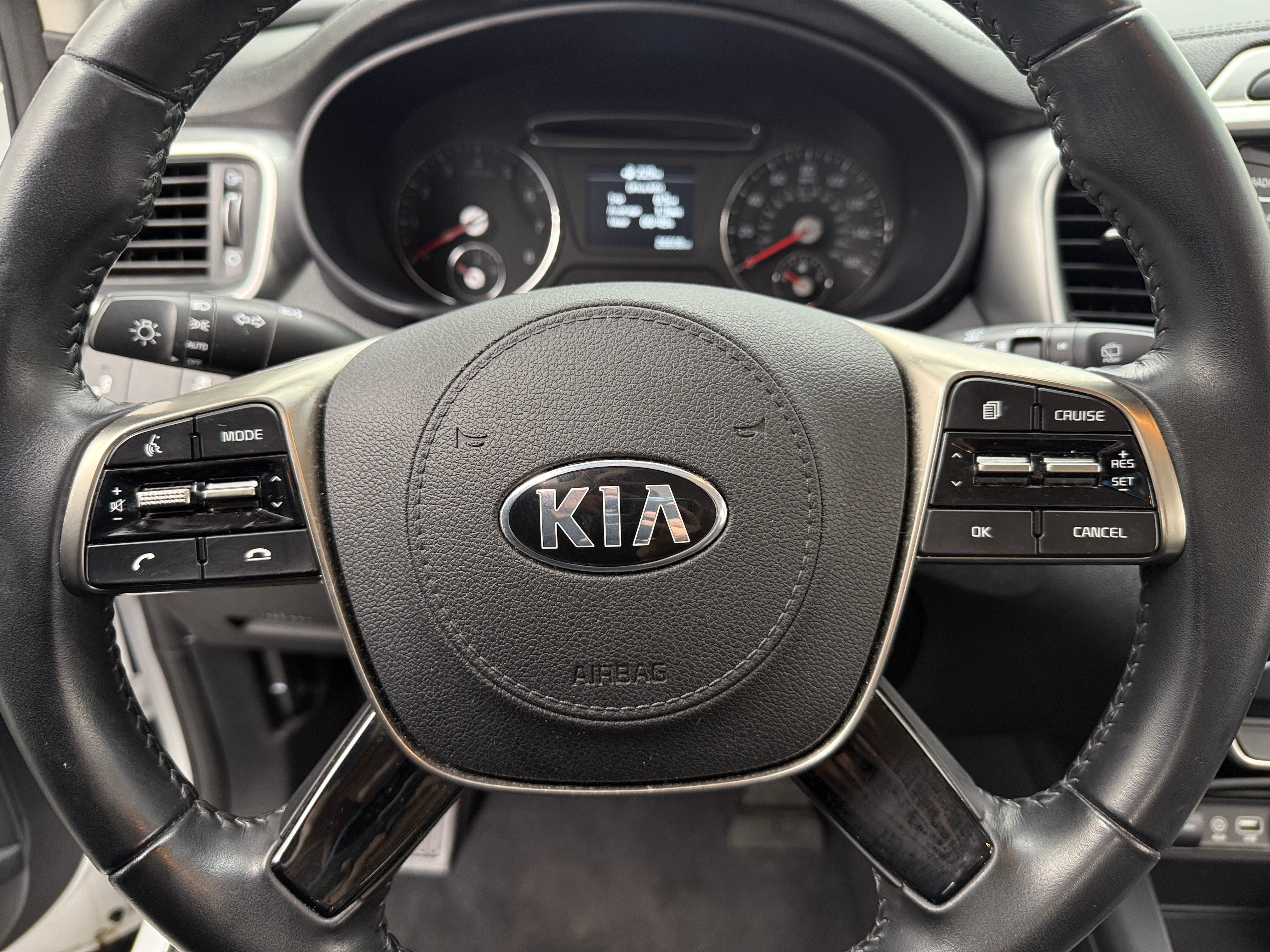 2019 Kia Sorento LX 4