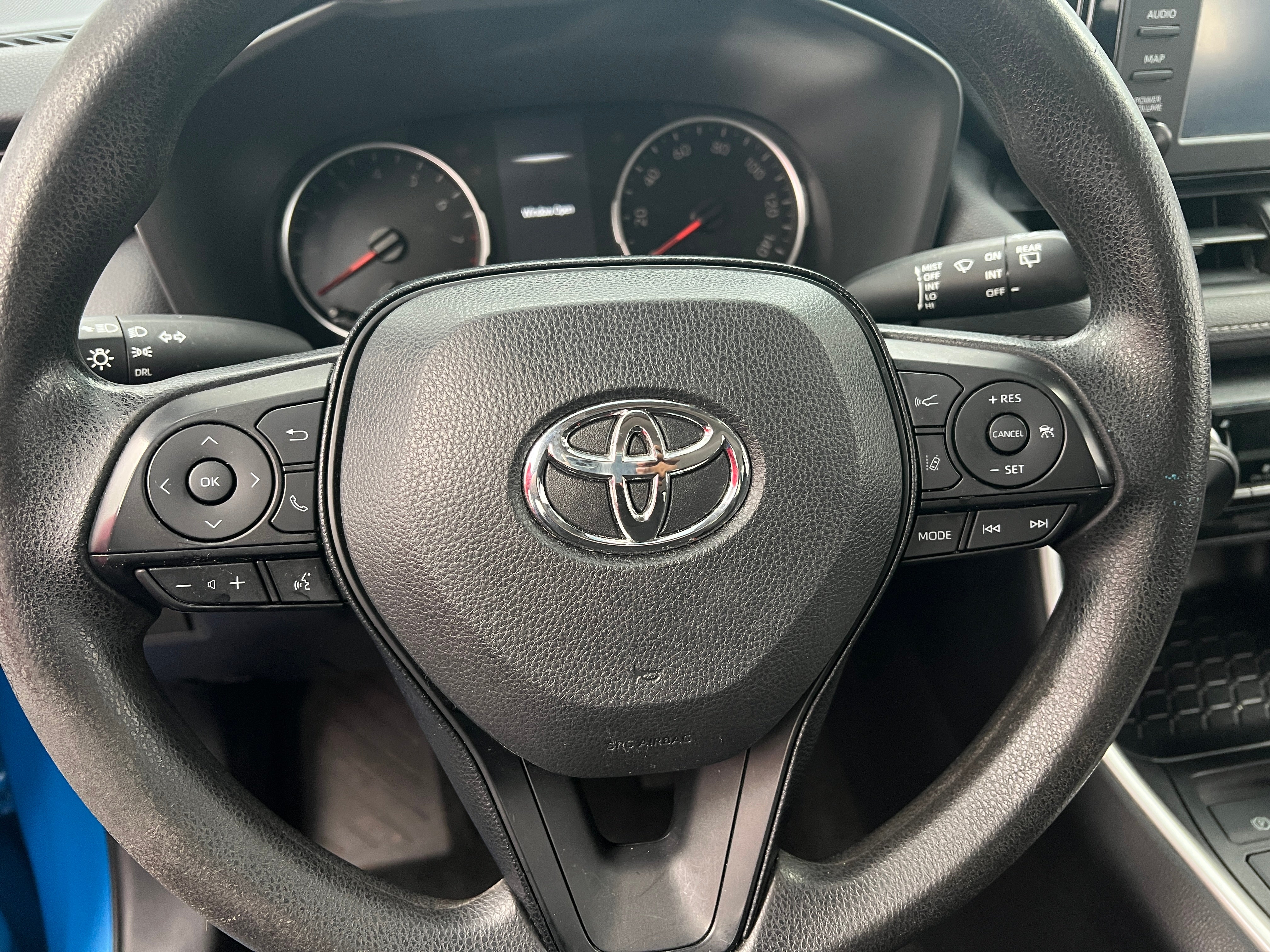 2019 Toyota RAV4 LE 5