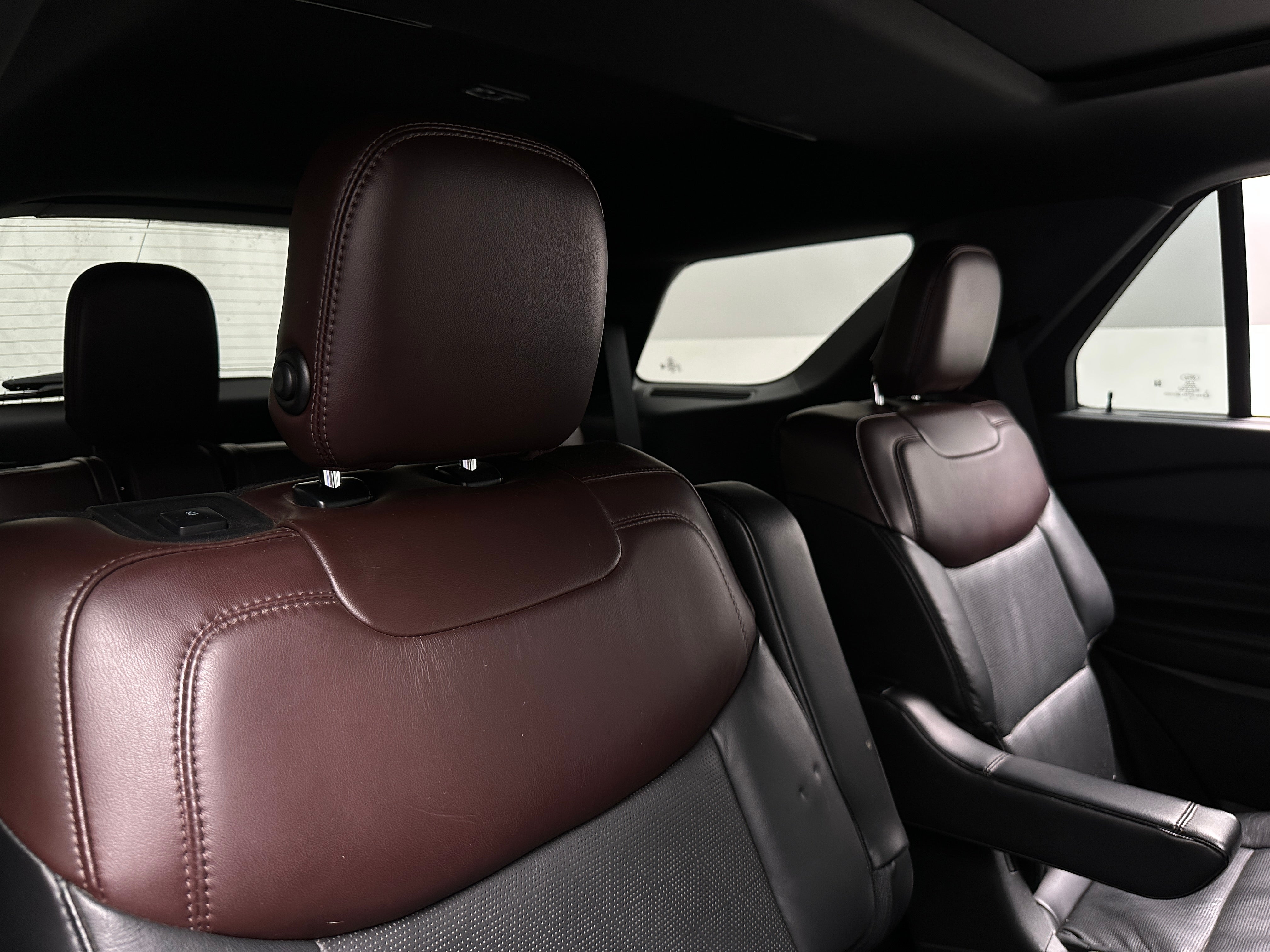 2020 Ford Explorer Platinum 5