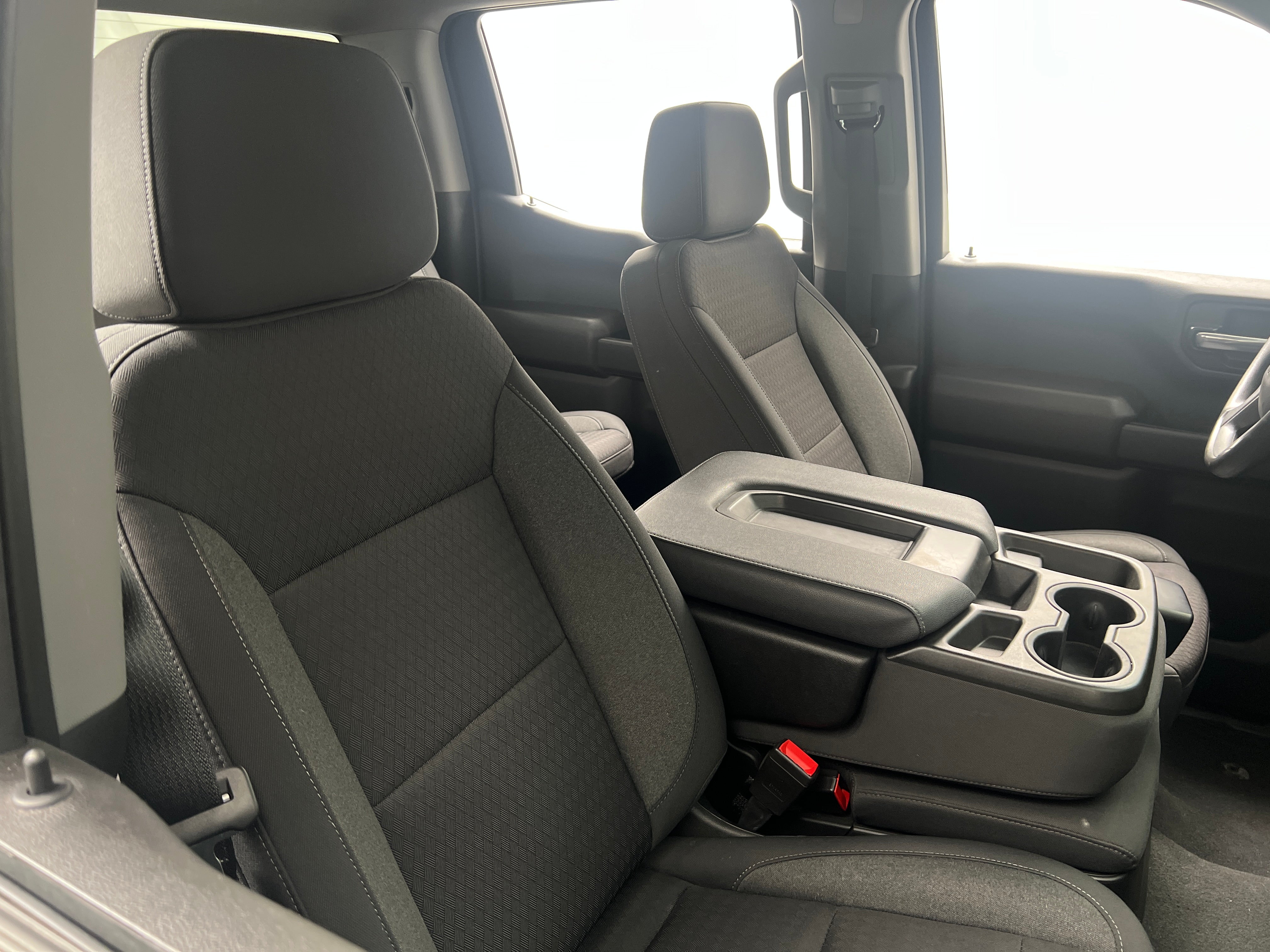 2022 Chevrolet Silverado 1500 Custom Trail Boss 2