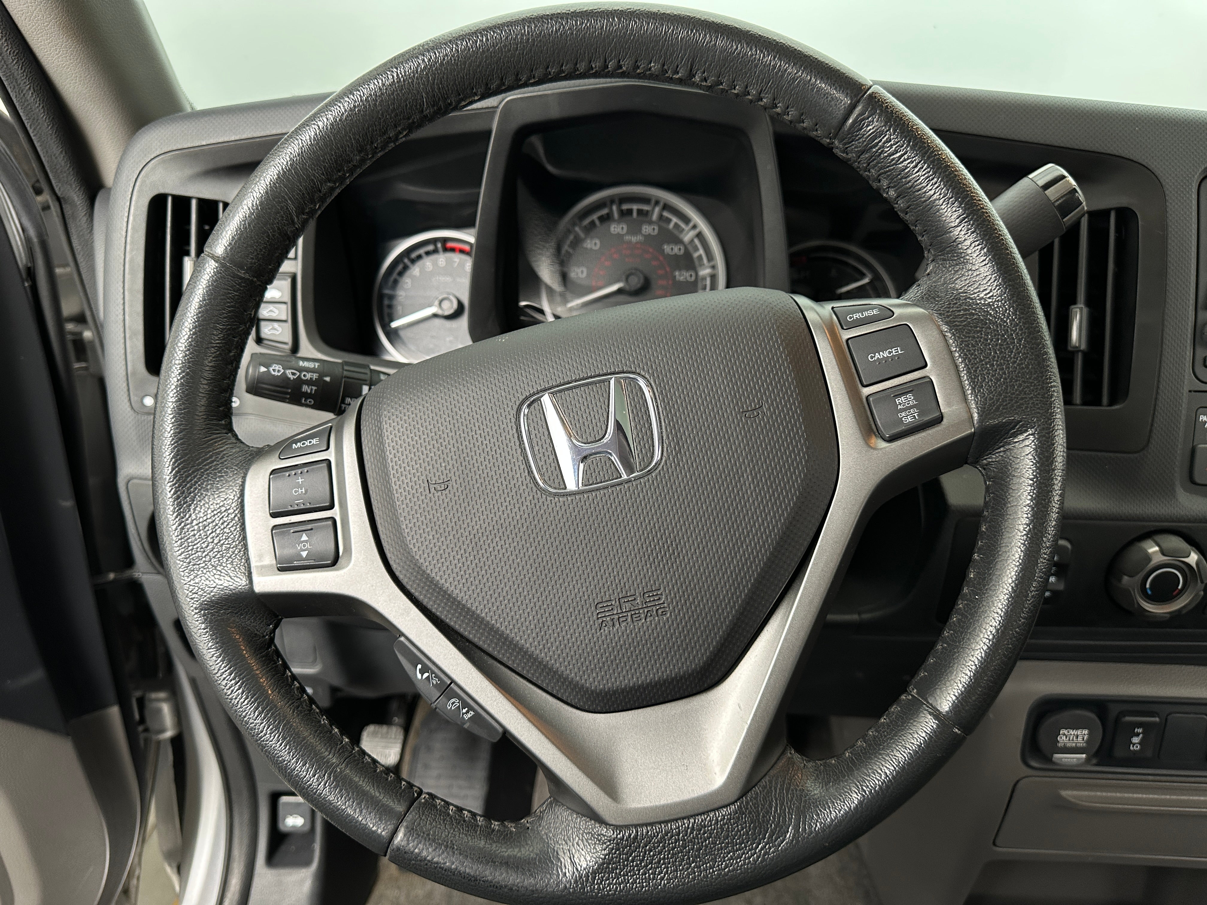 2014 Honda Ridgeline RTL-T 4