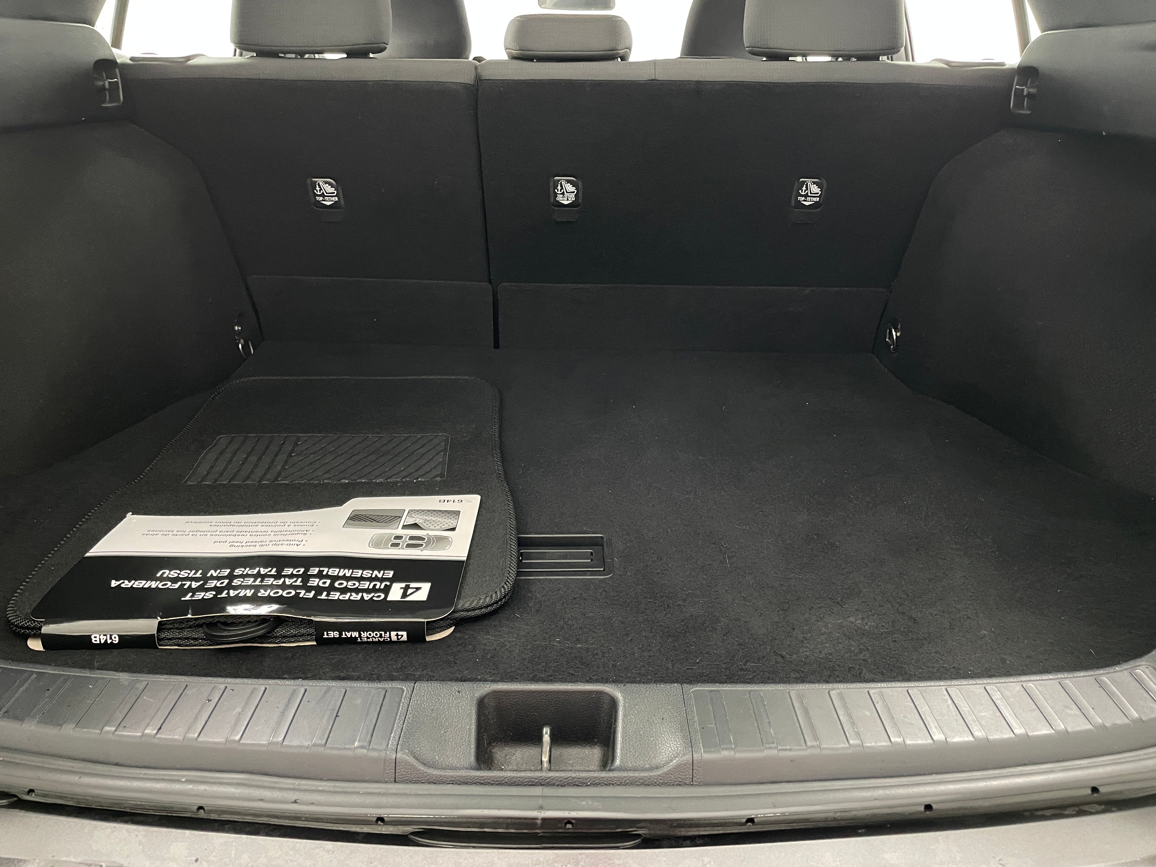 2018 Toyota Prius Two 7