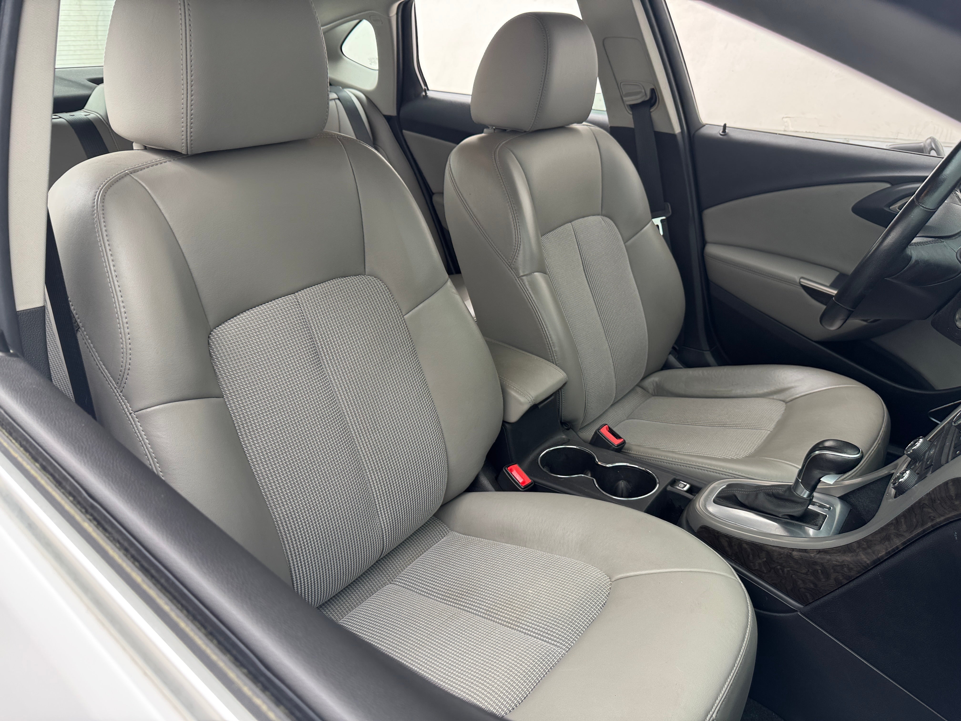 2016 Buick Verano Base 2