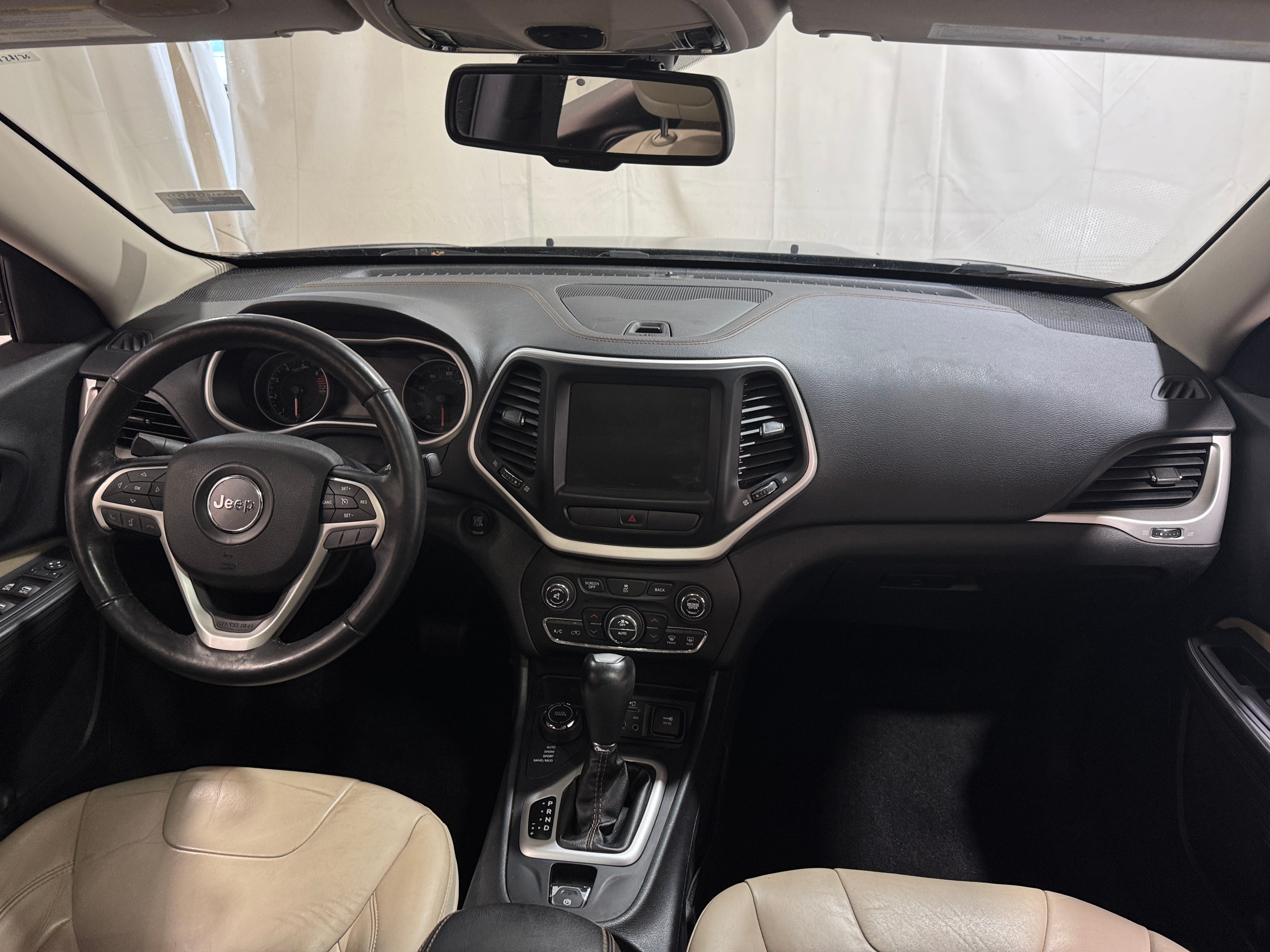 2016 Jeep Cherokee Limited Edition 2