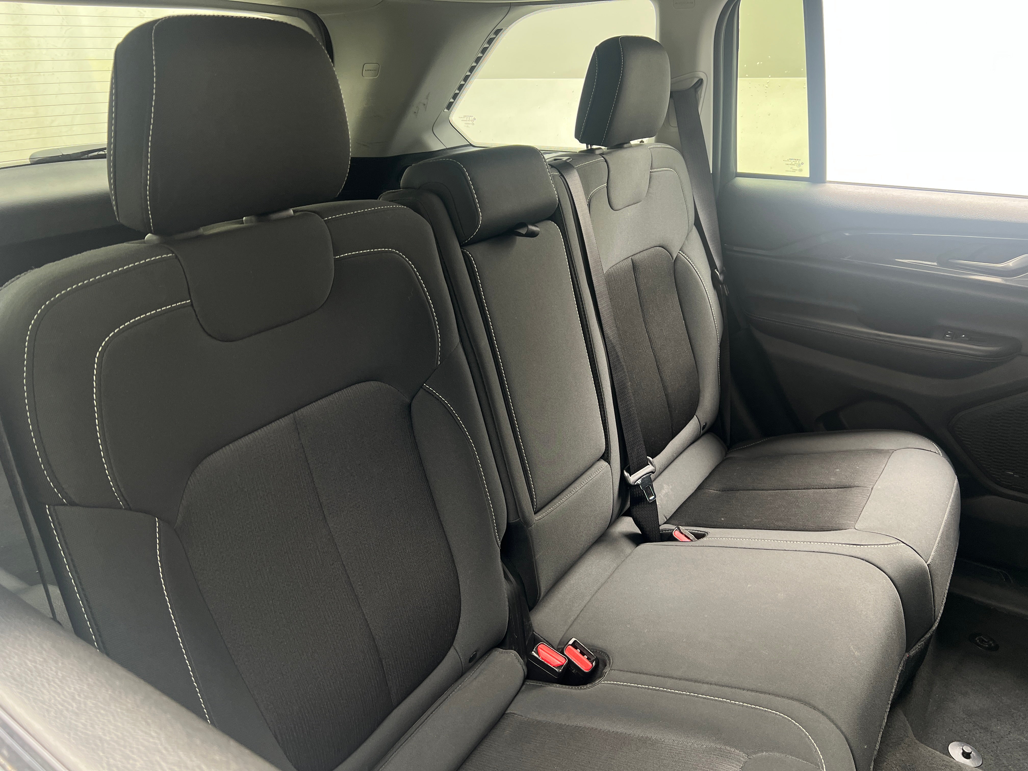 2023 Jeep Grand Cherokee Laredo 6