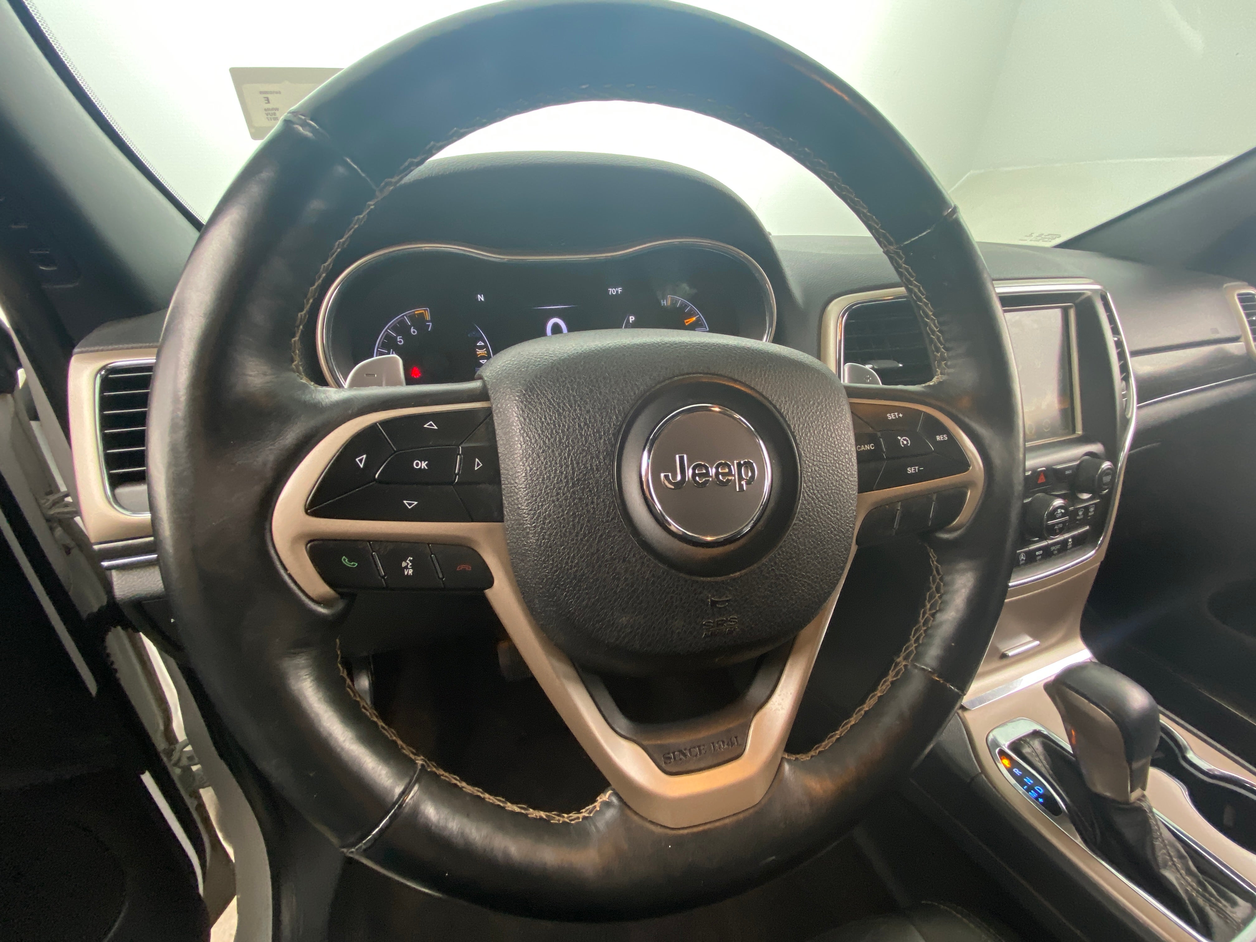 2017 Jeep Grand Cherokee Limited Edition 4