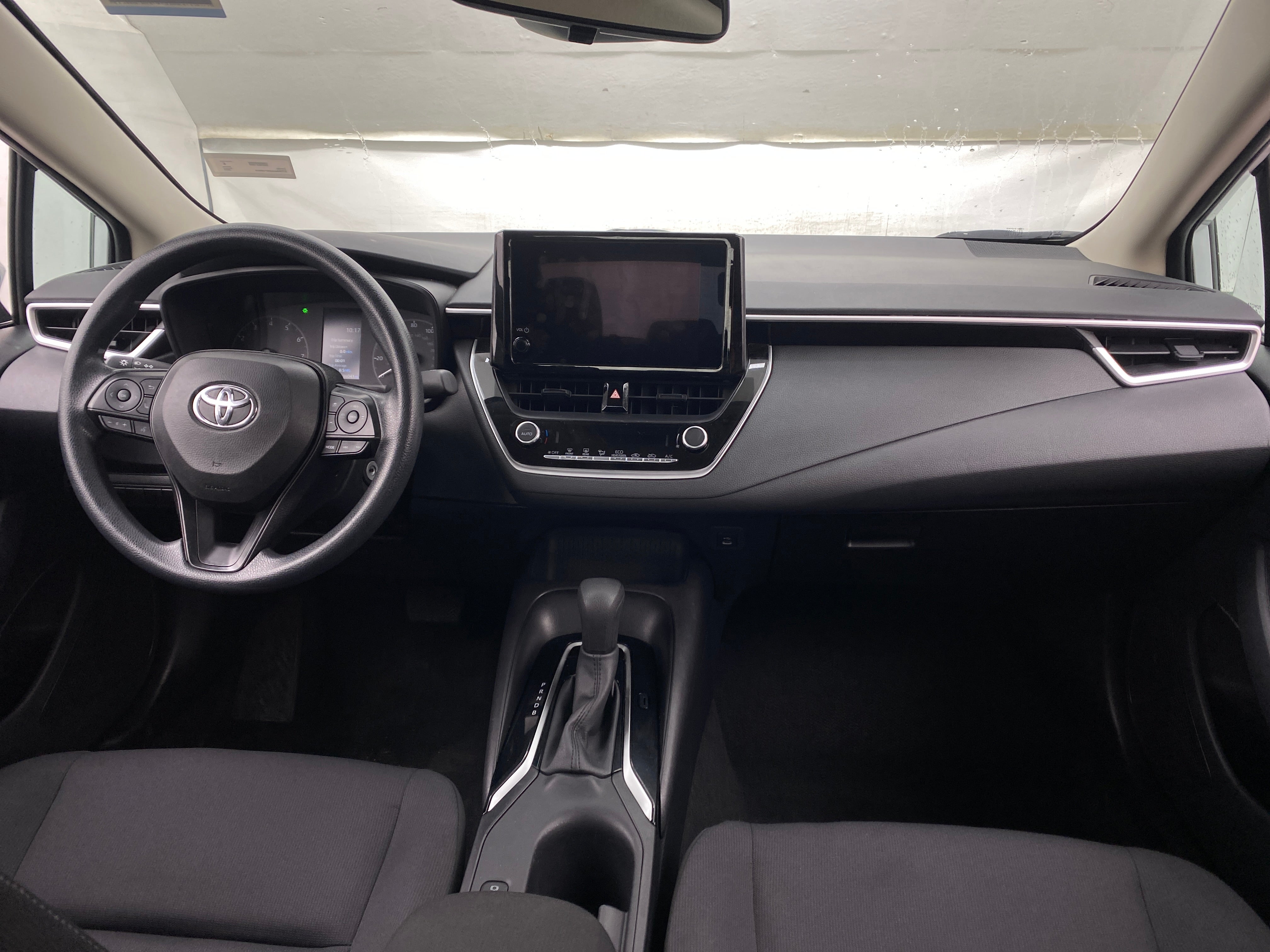 2024 Toyota Corolla LE 3