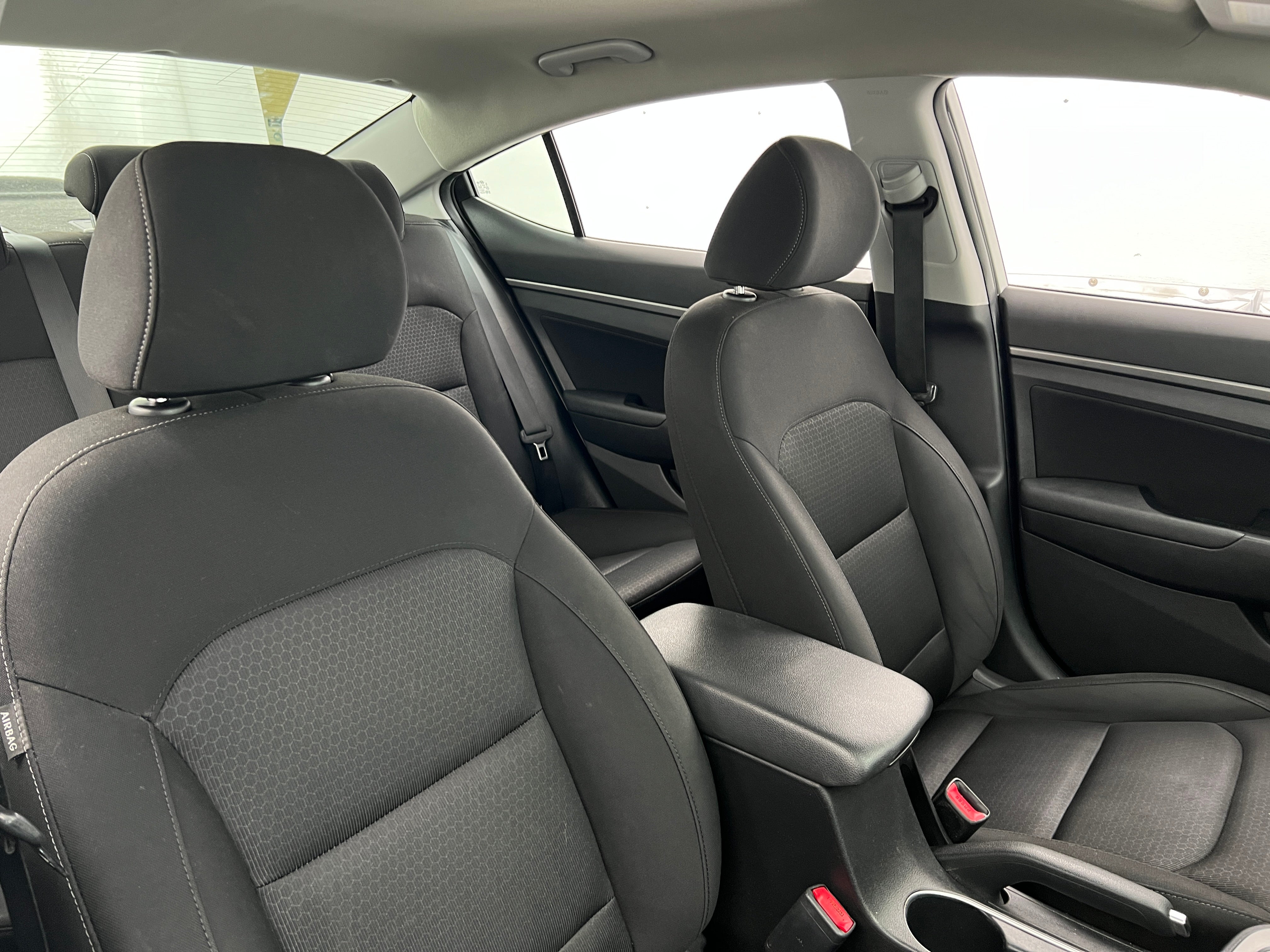 2018 Hyundai Elantra SEL 2