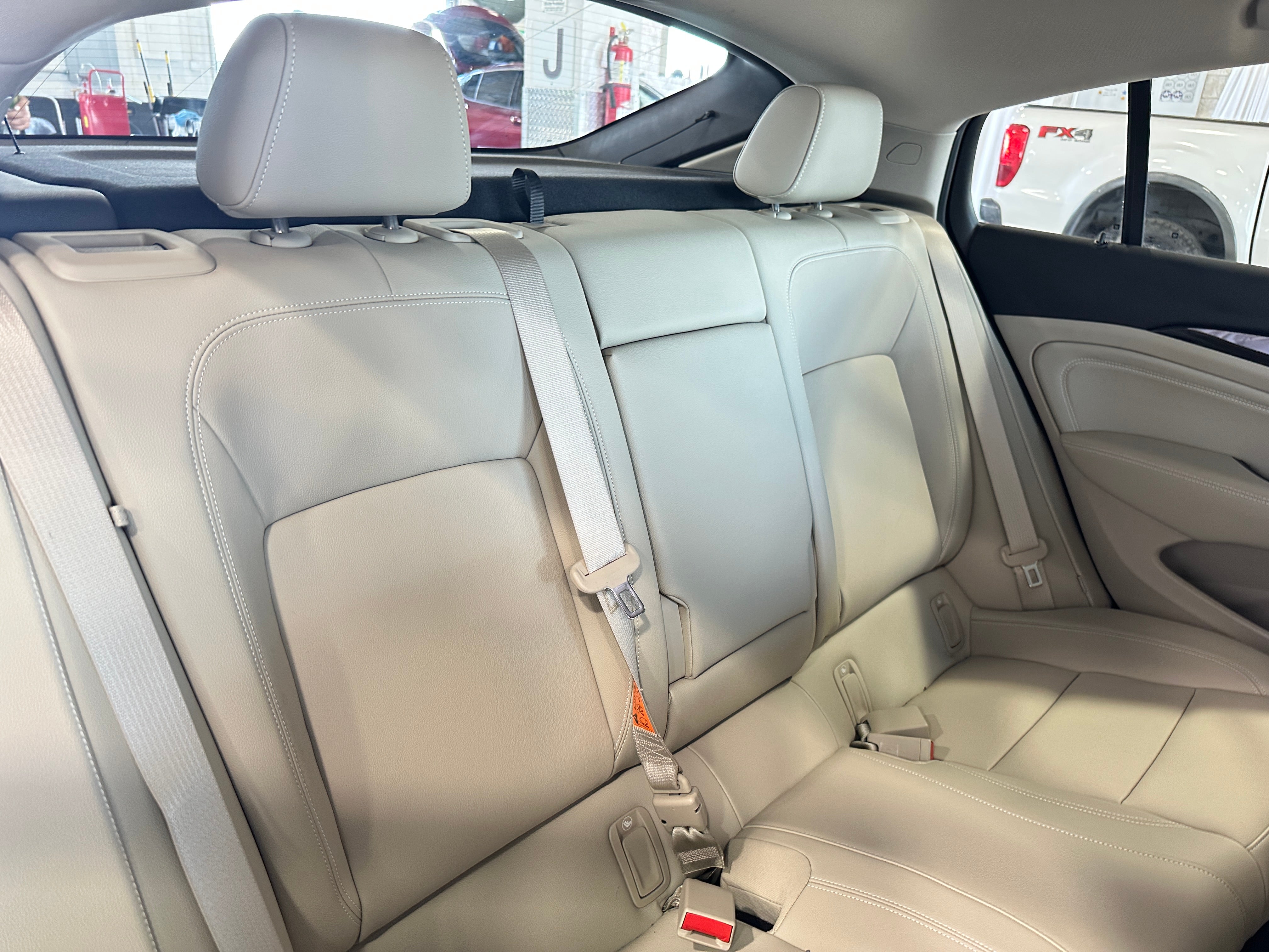 2019 Buick Regal Essence 5