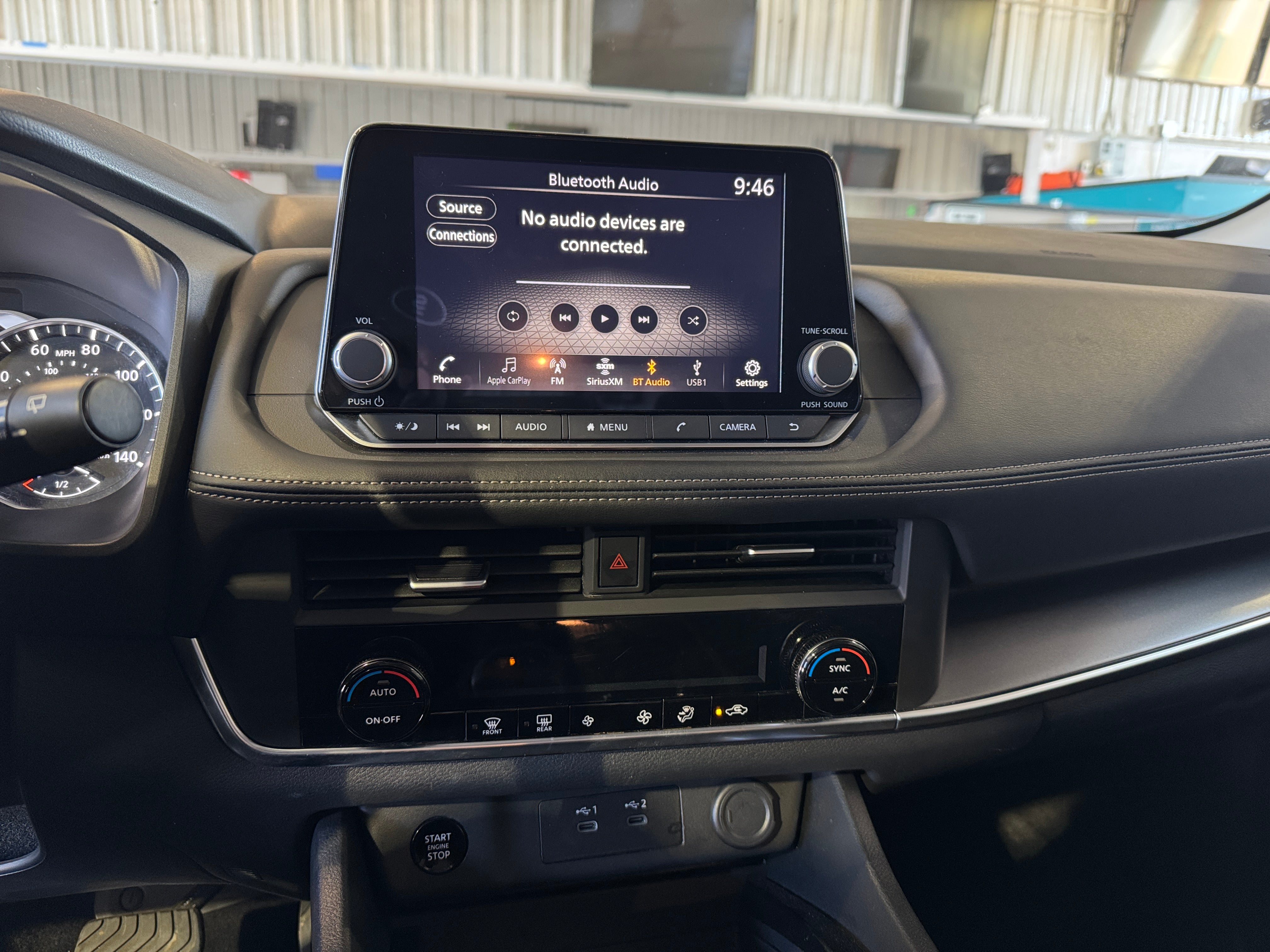 2024 Nissan Rogue SV 4