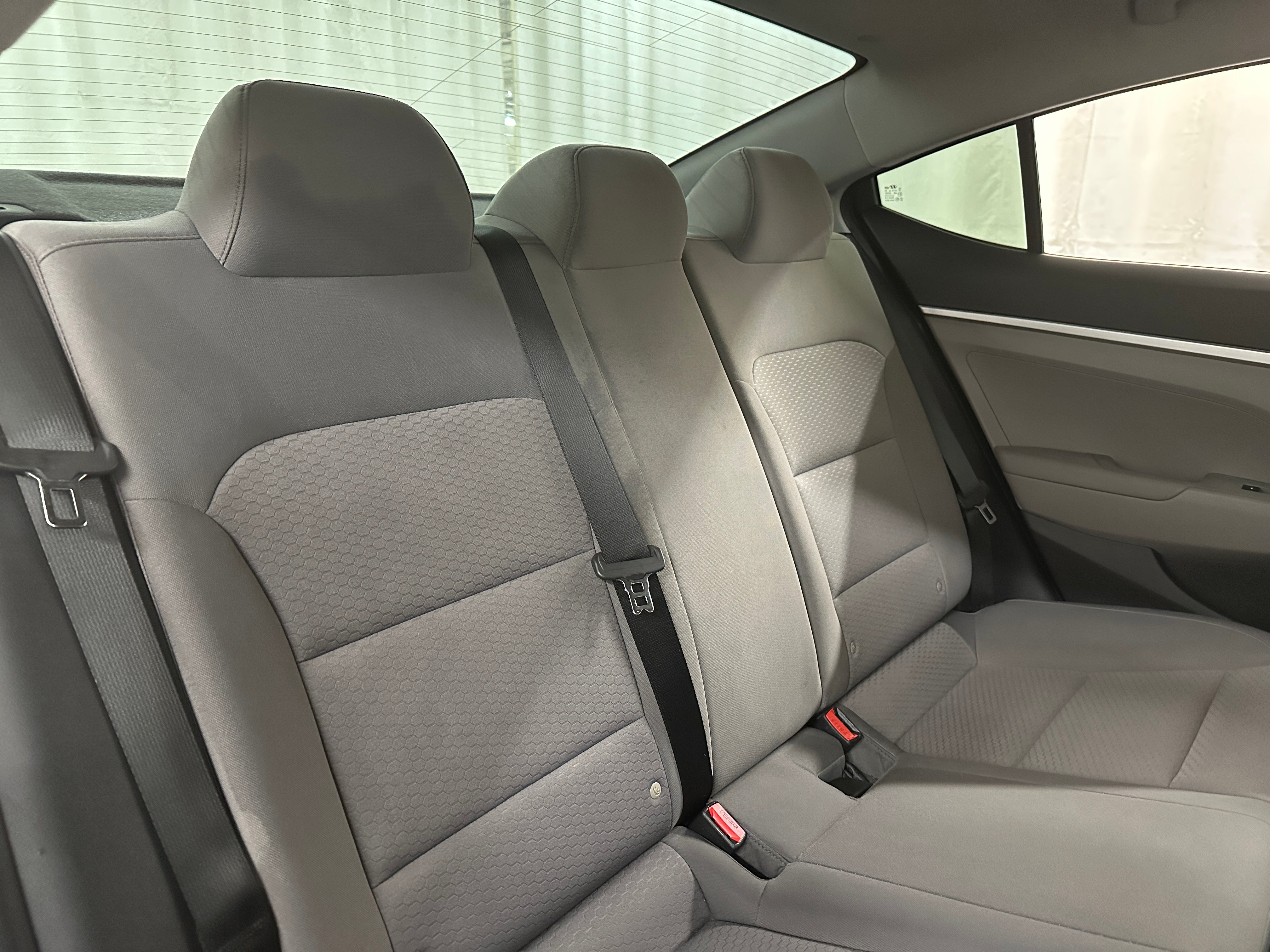 2020 Hyundai Elantra SE 6