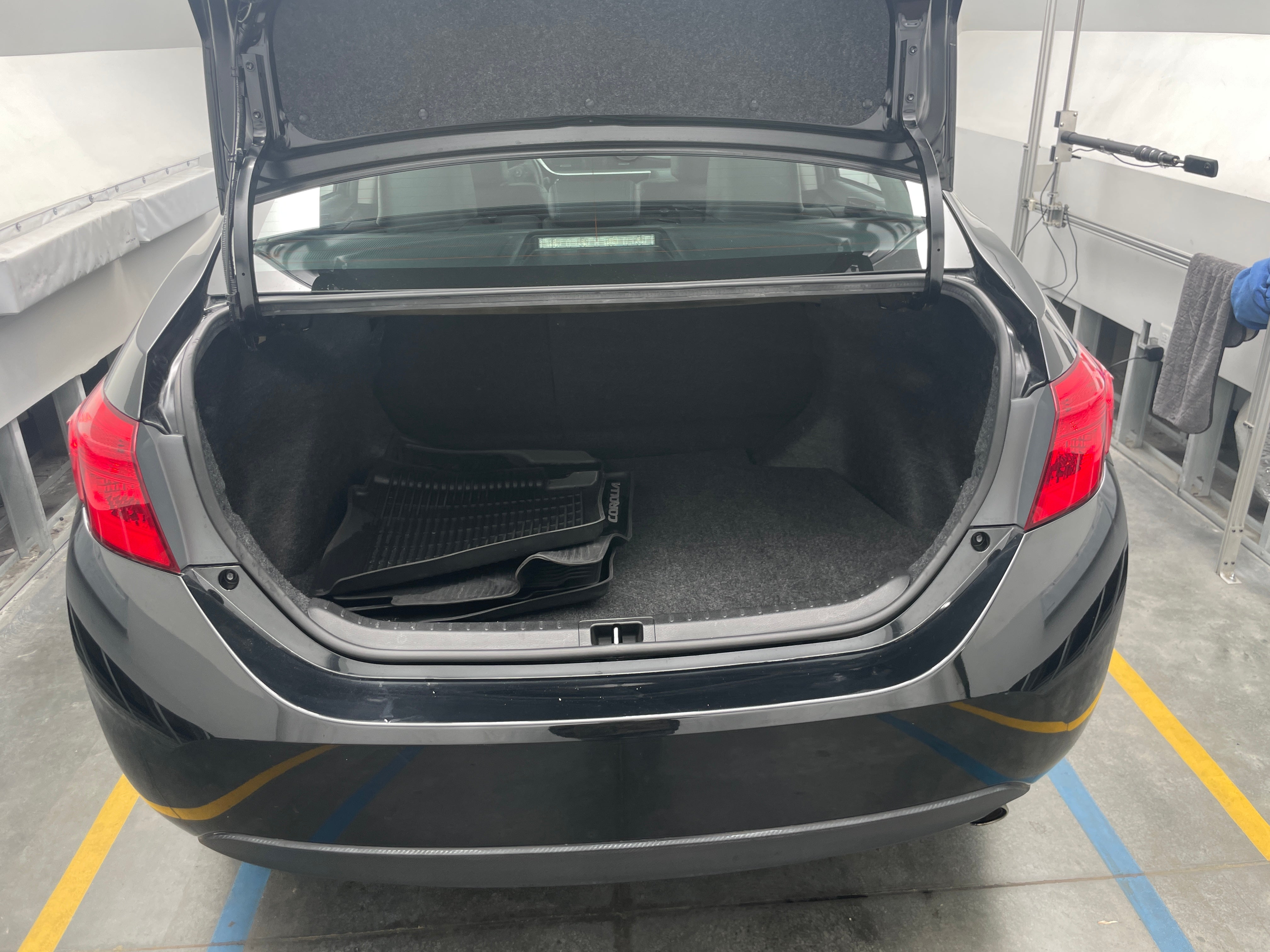 2018 Toyota Corolla SE 7