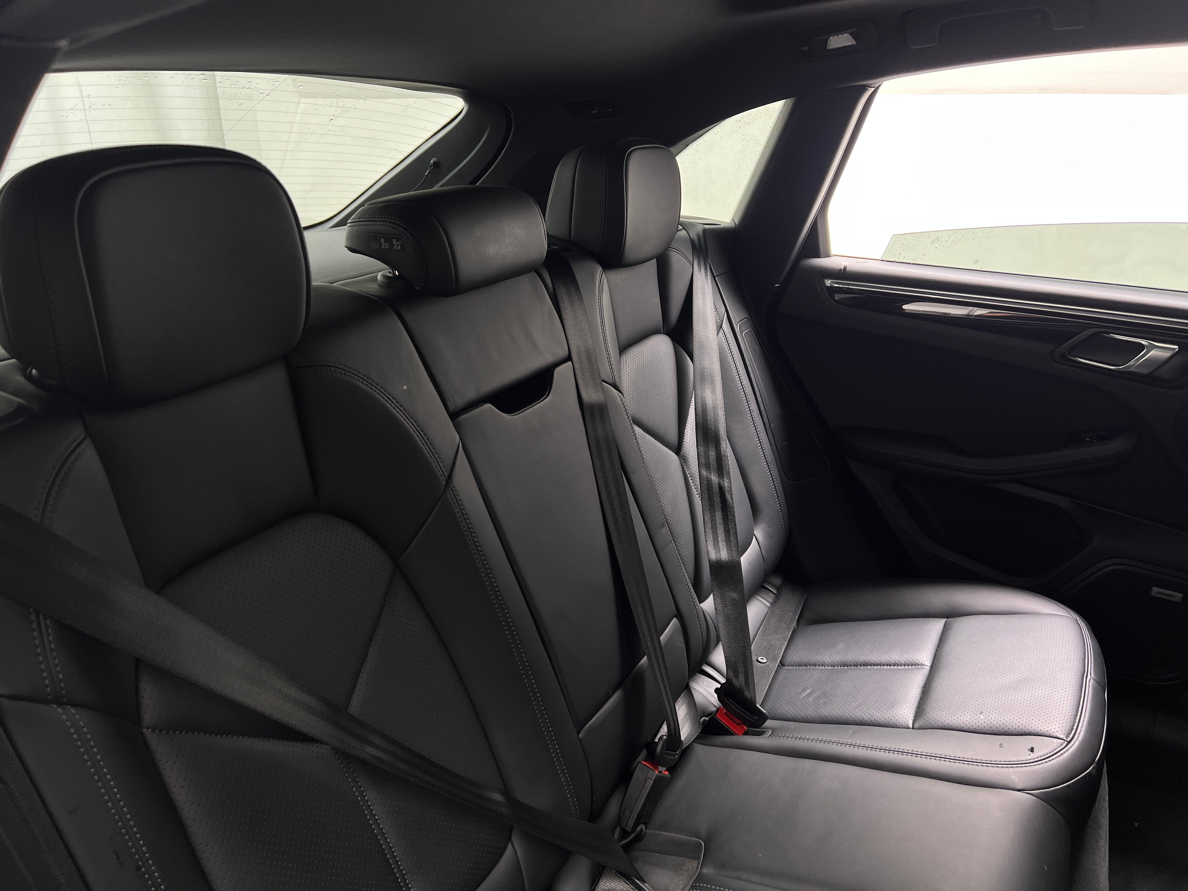 2020 Porsche Macan Base 5