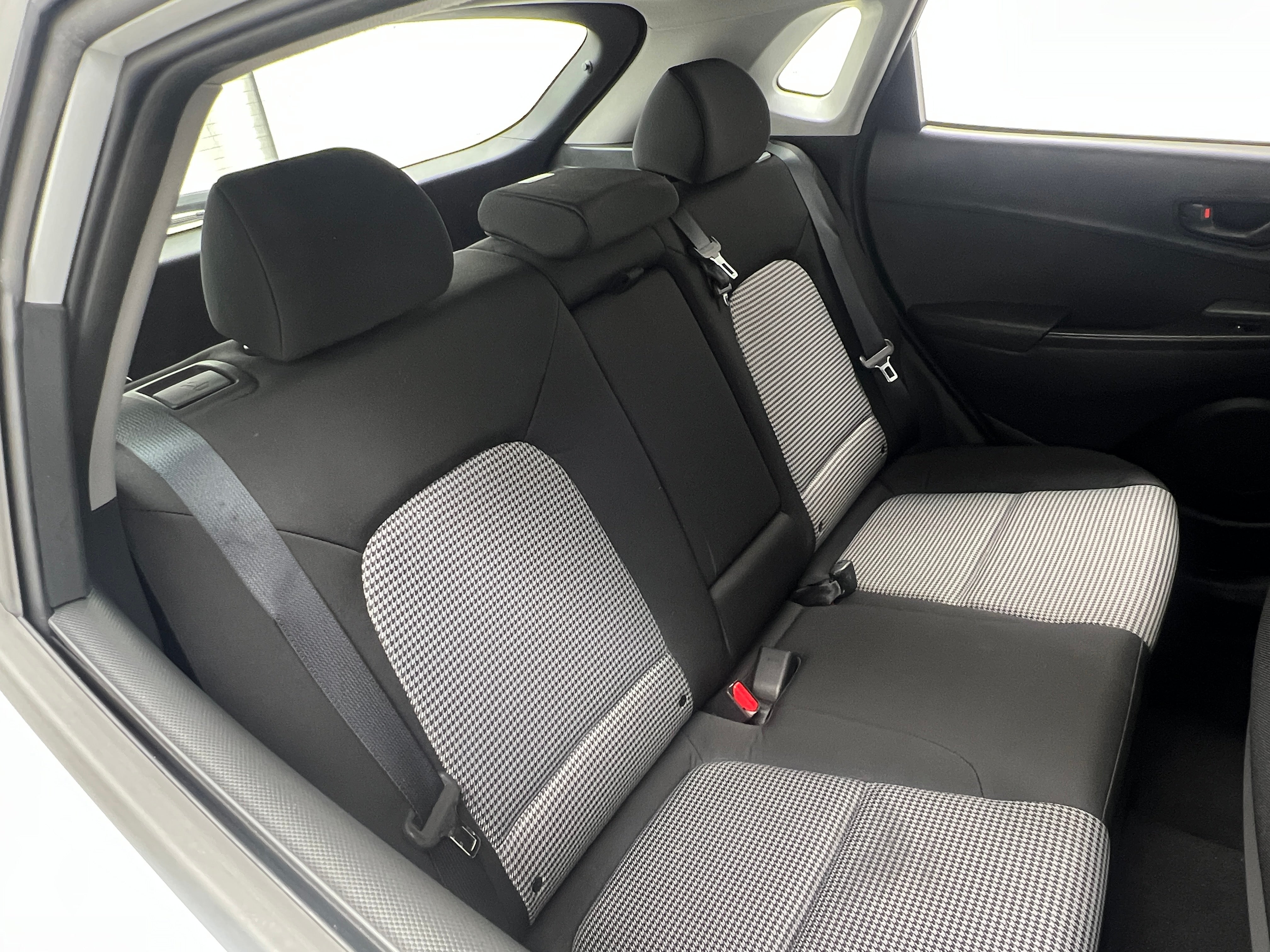 2020 Hyundai Kona SE 6