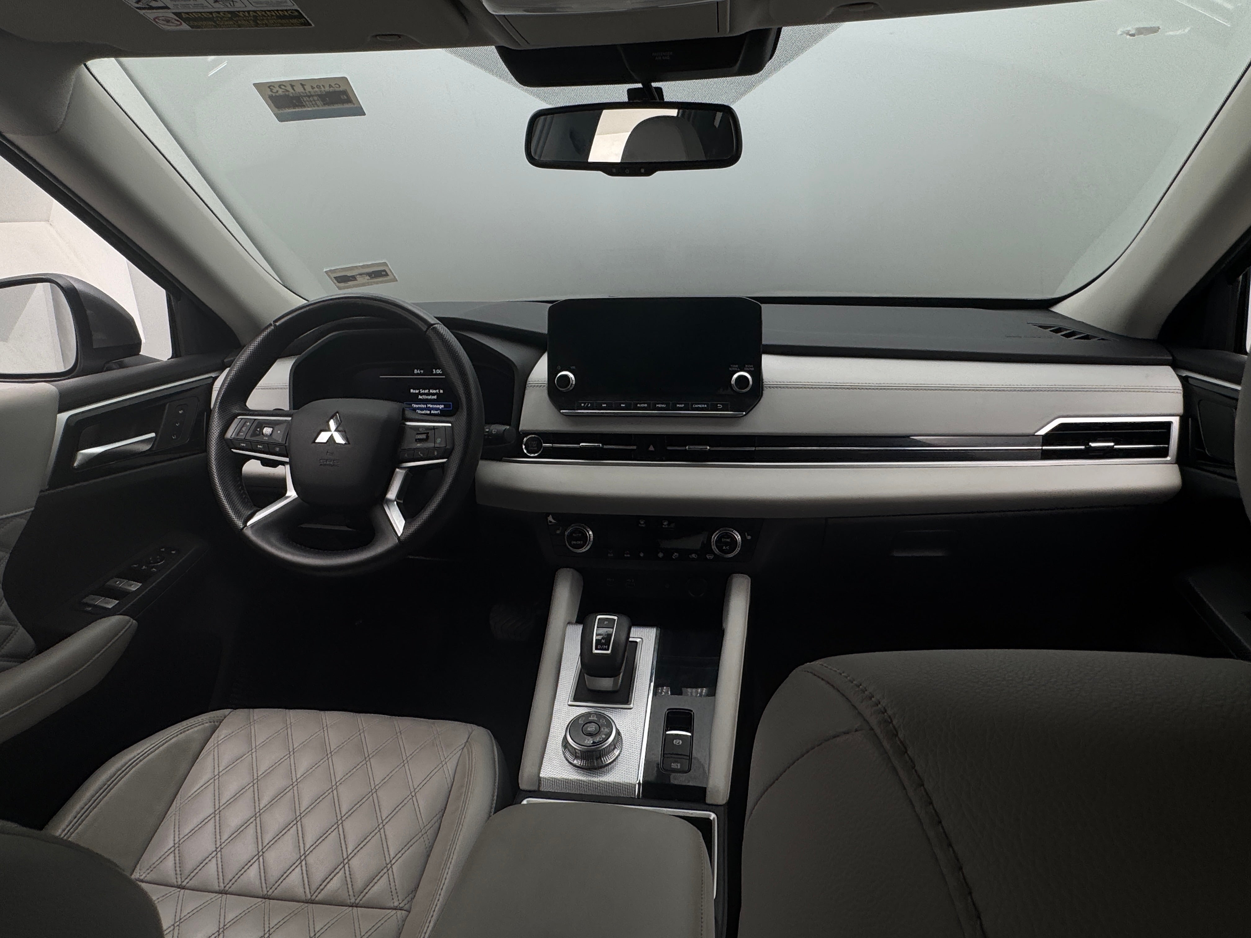 2022 Mitsubishi Outlander SEL 3