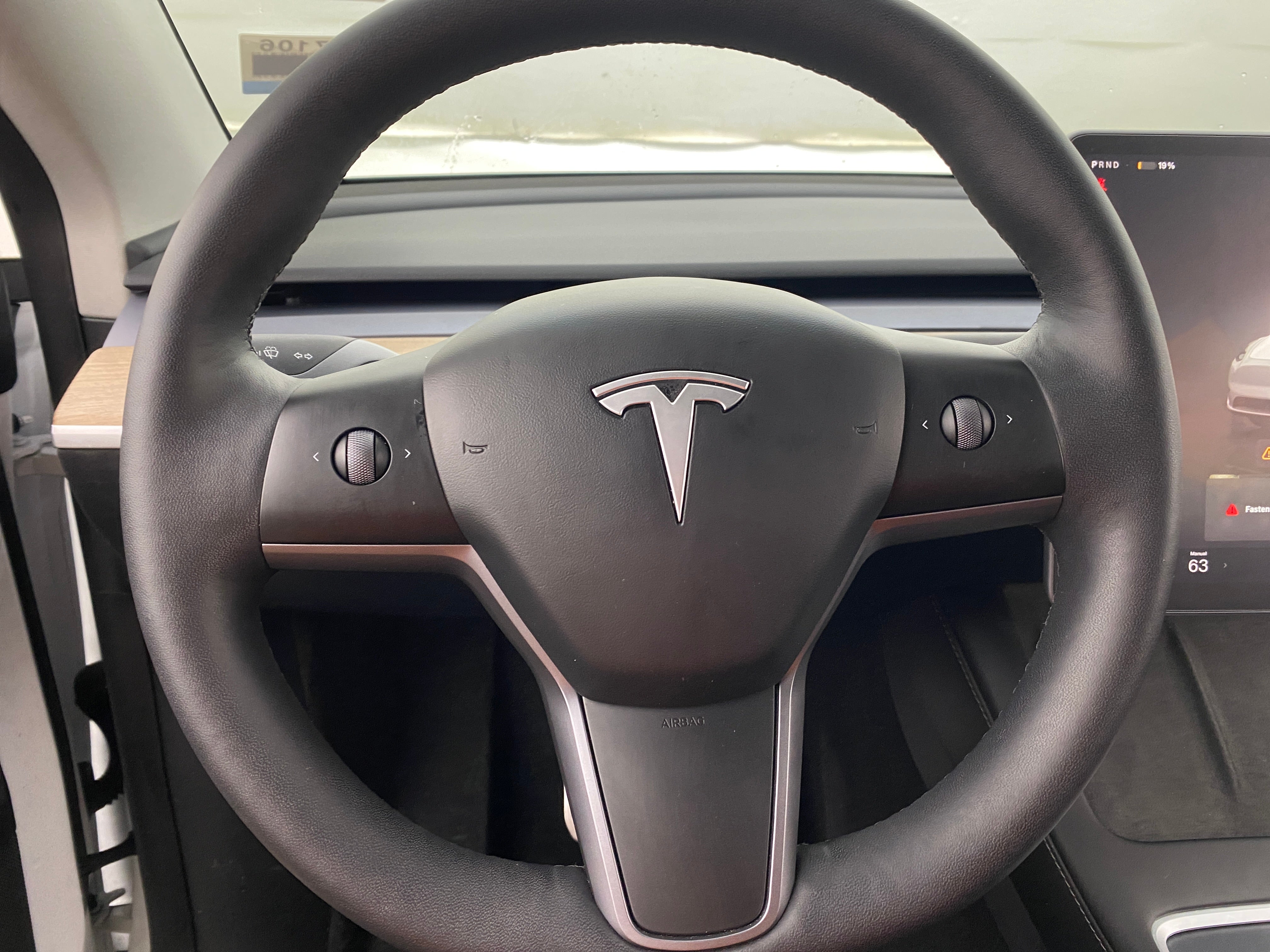 2022 Tesla Model Y Long Range 4