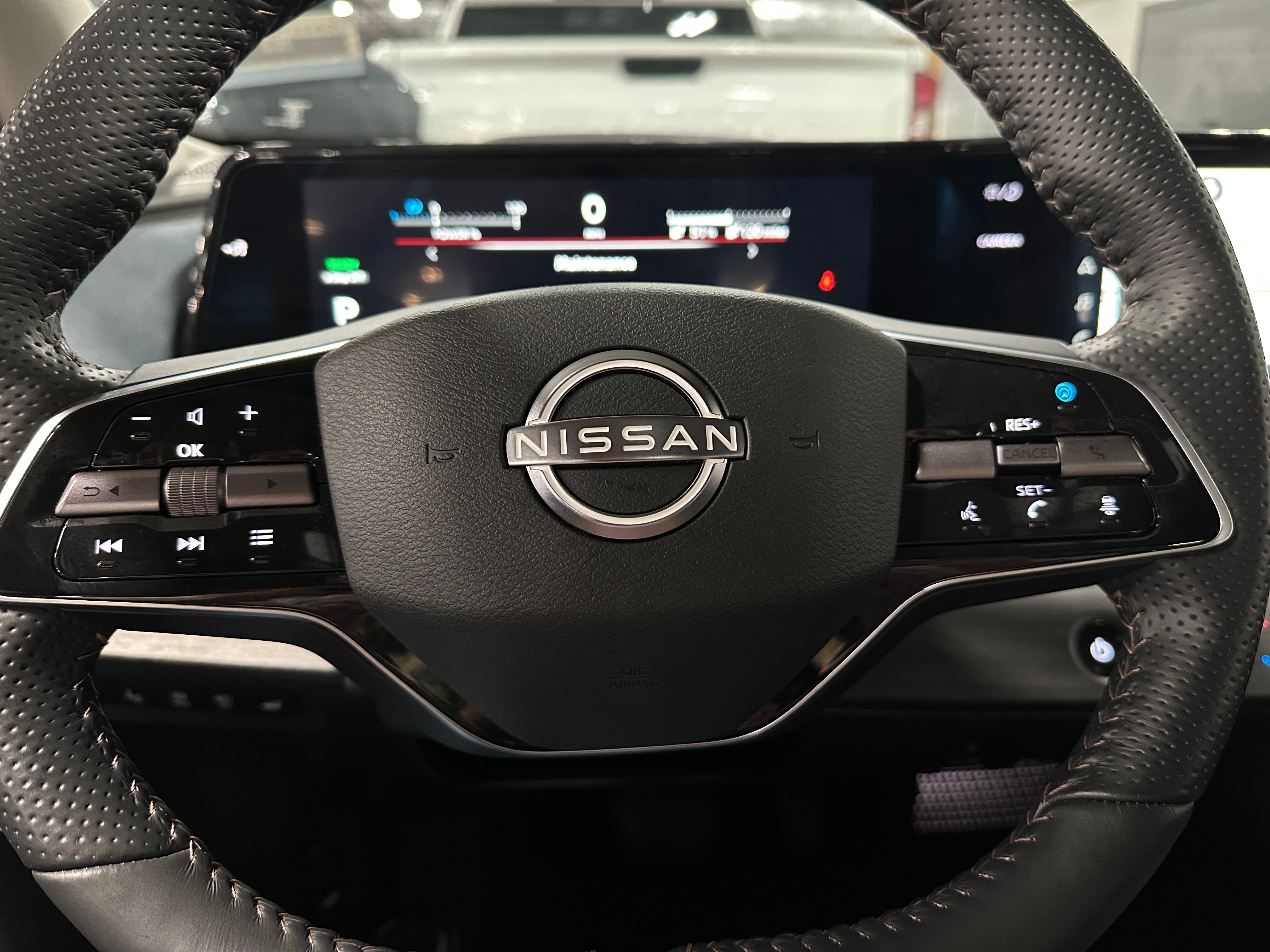 2023 Nissan Ariya Platinum+ 4