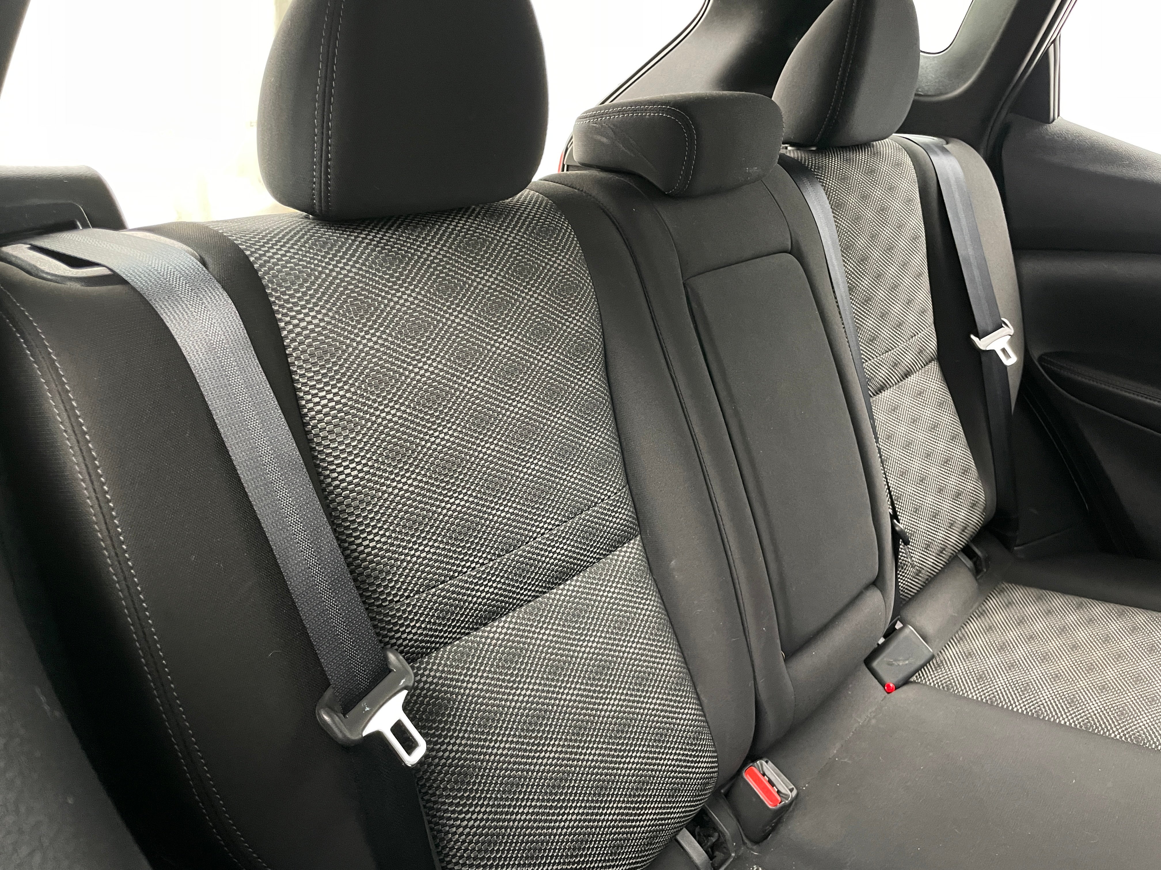 2018 Nissan Rogue Sport SV 6