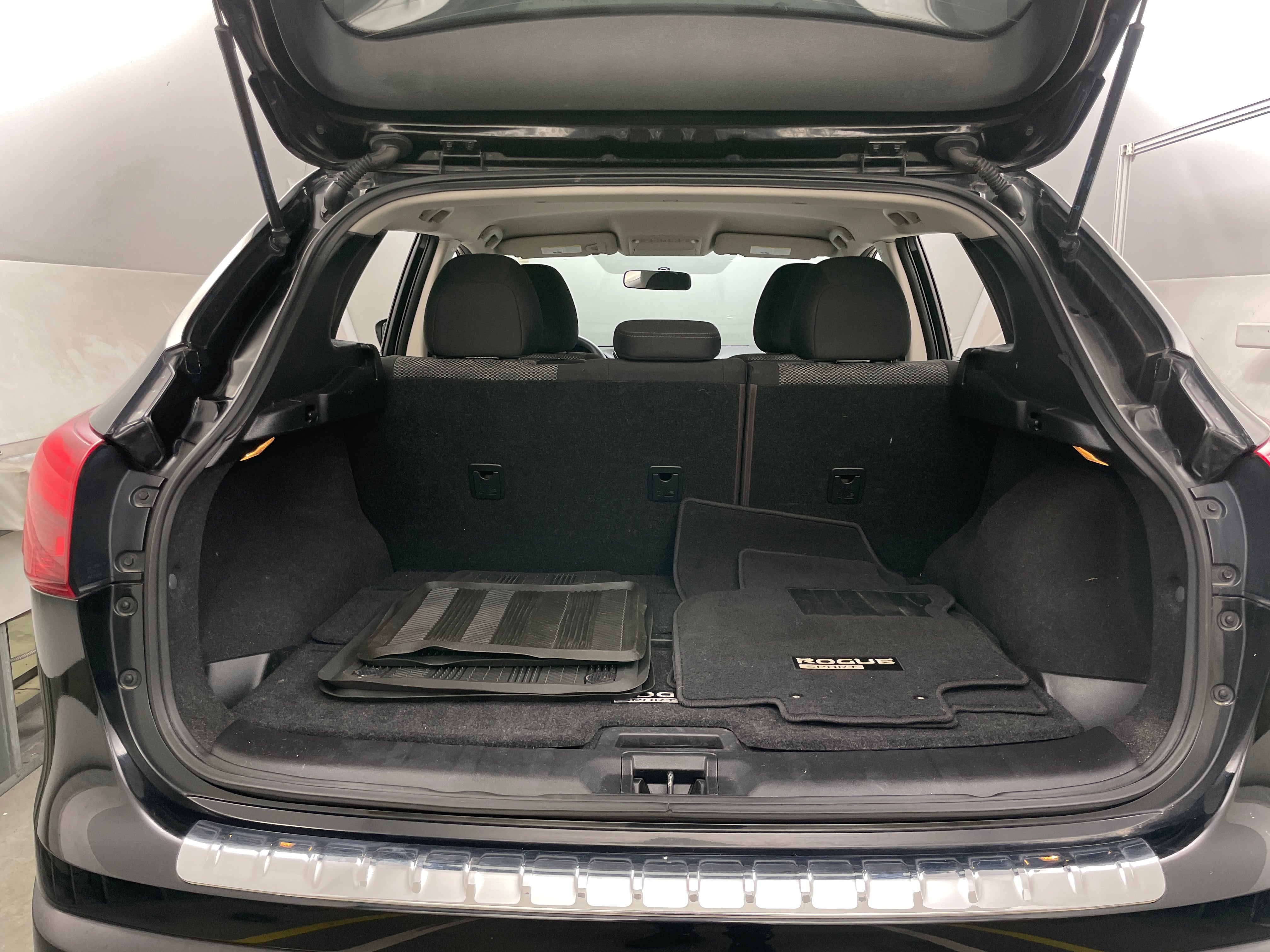 2018 Nissan Rogue Sport SV 7