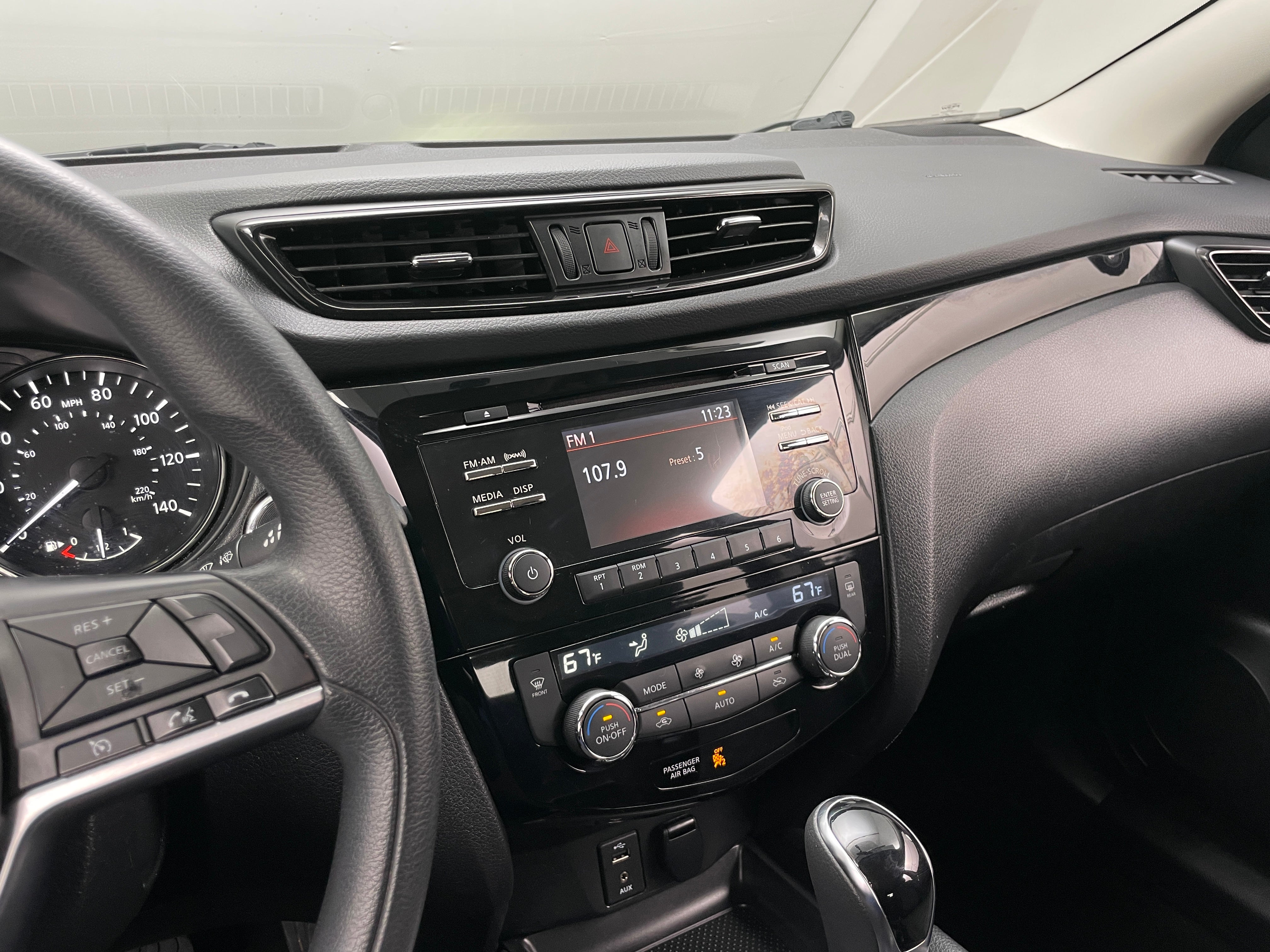 2018 Nissan Rogue Sport SV 4