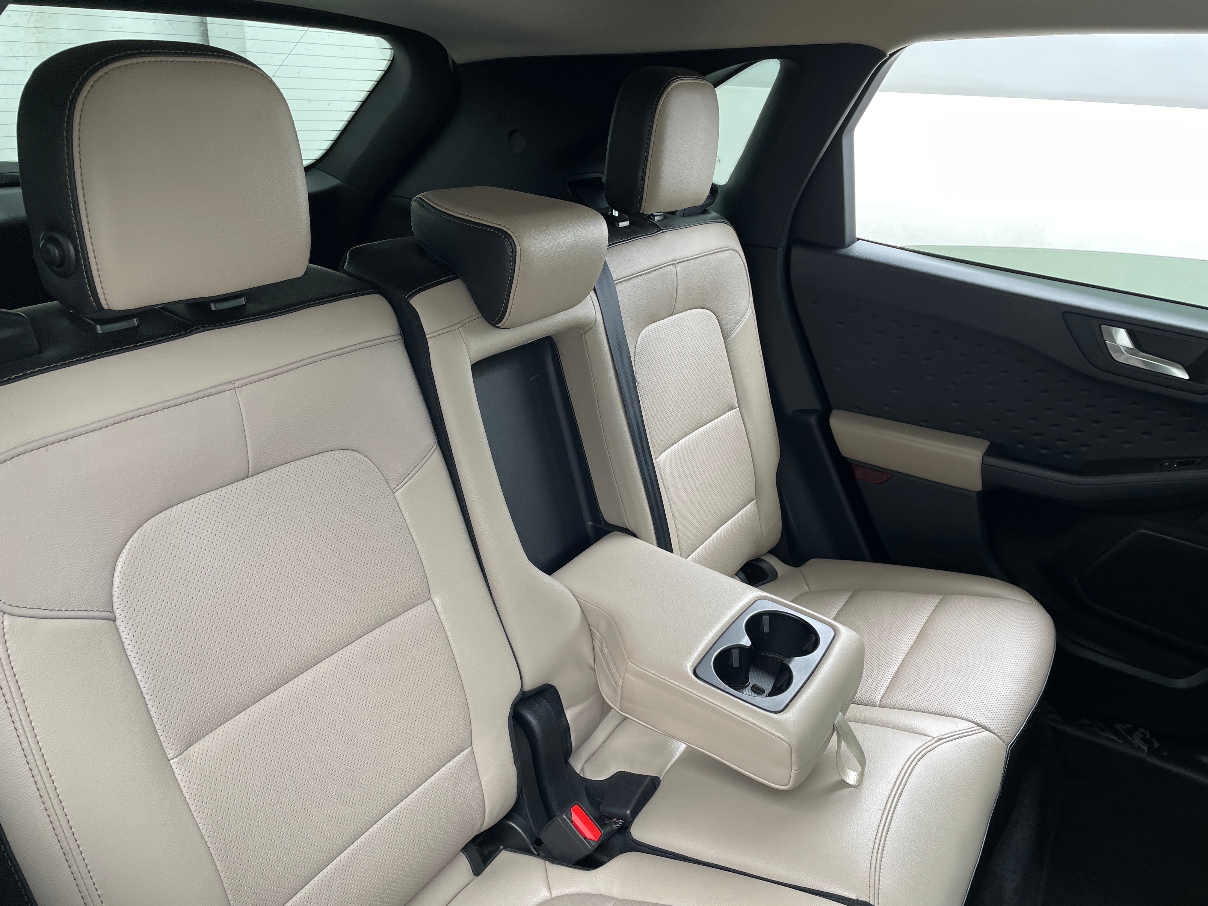 2020 Ford Escape Titanium Hybrid 5