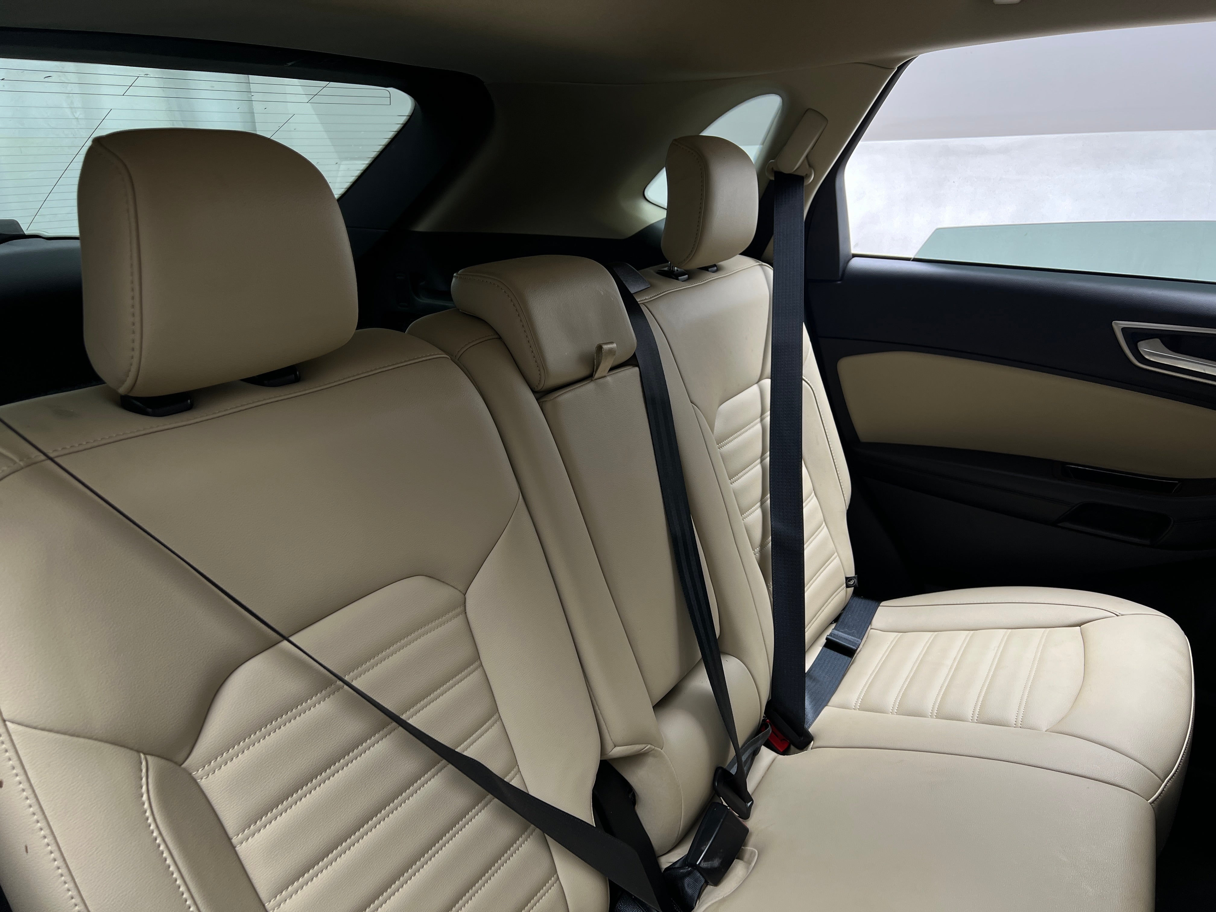 2019 Ford Edge SEL 5