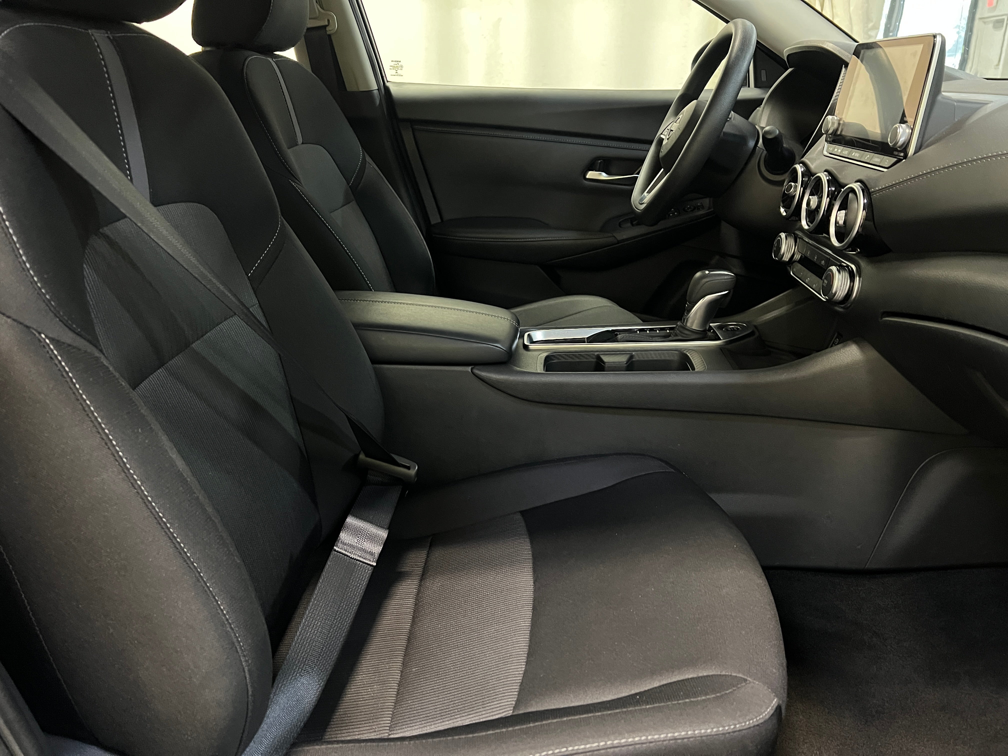 2024 Nissan Sentra SV 2