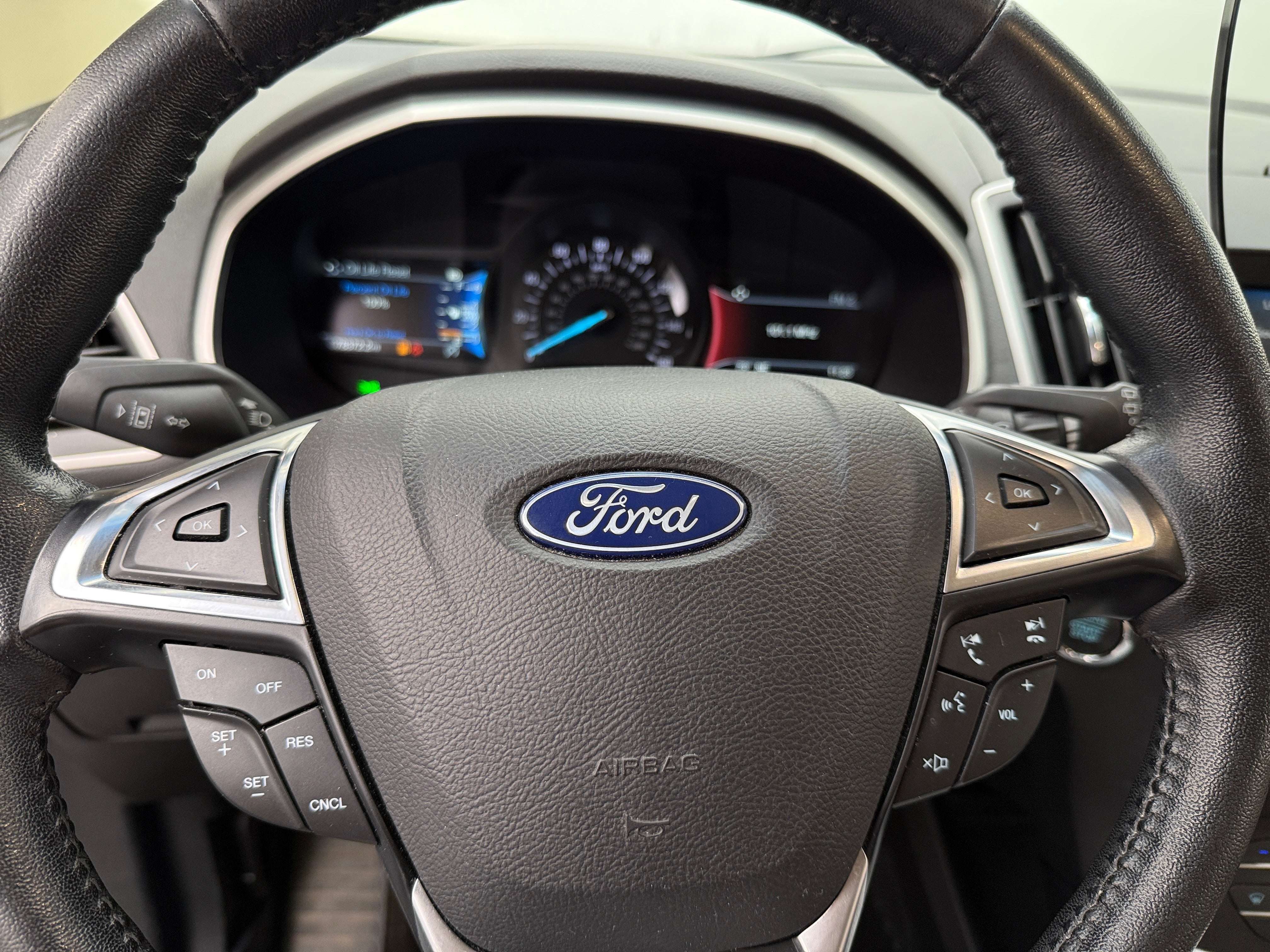 2019 Ford Edge SEL 5