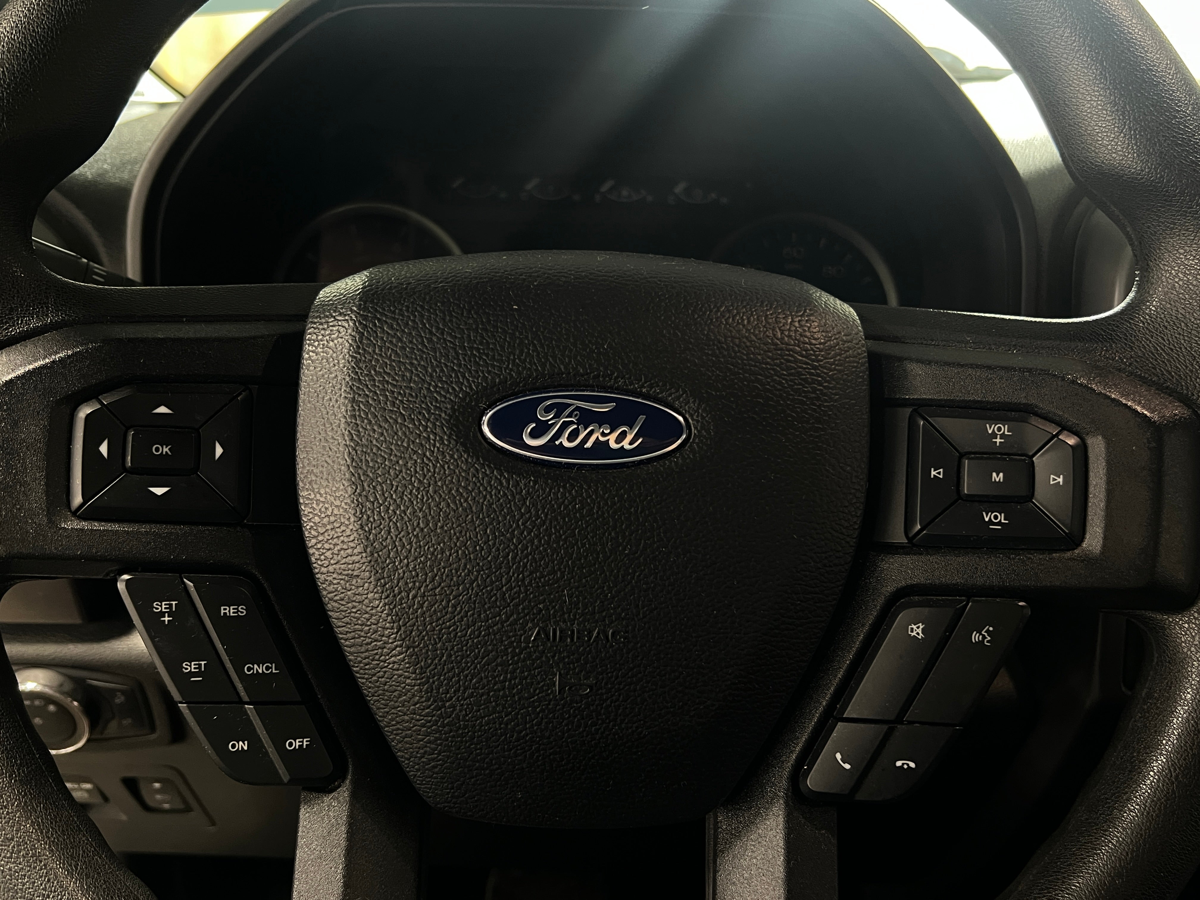 2020 Ford Econoline E-150 5