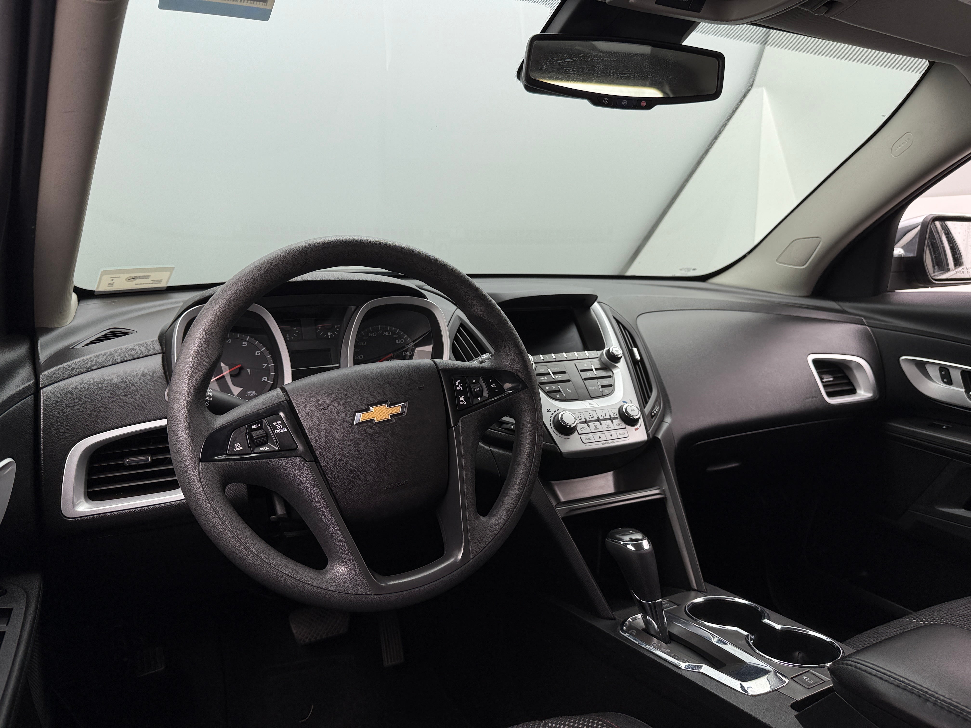 2017 Chevrolet Equinox LS 3