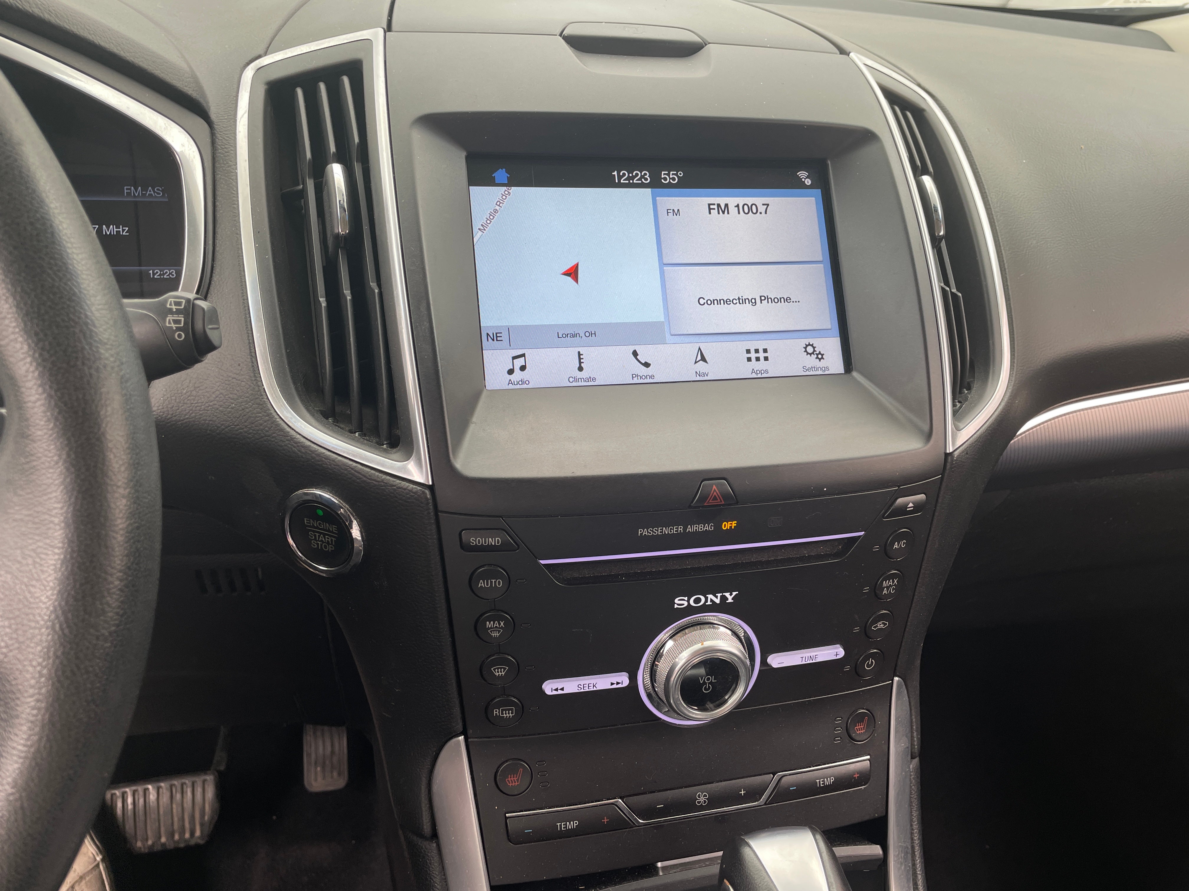 2017 Ford Edge Titanium 3