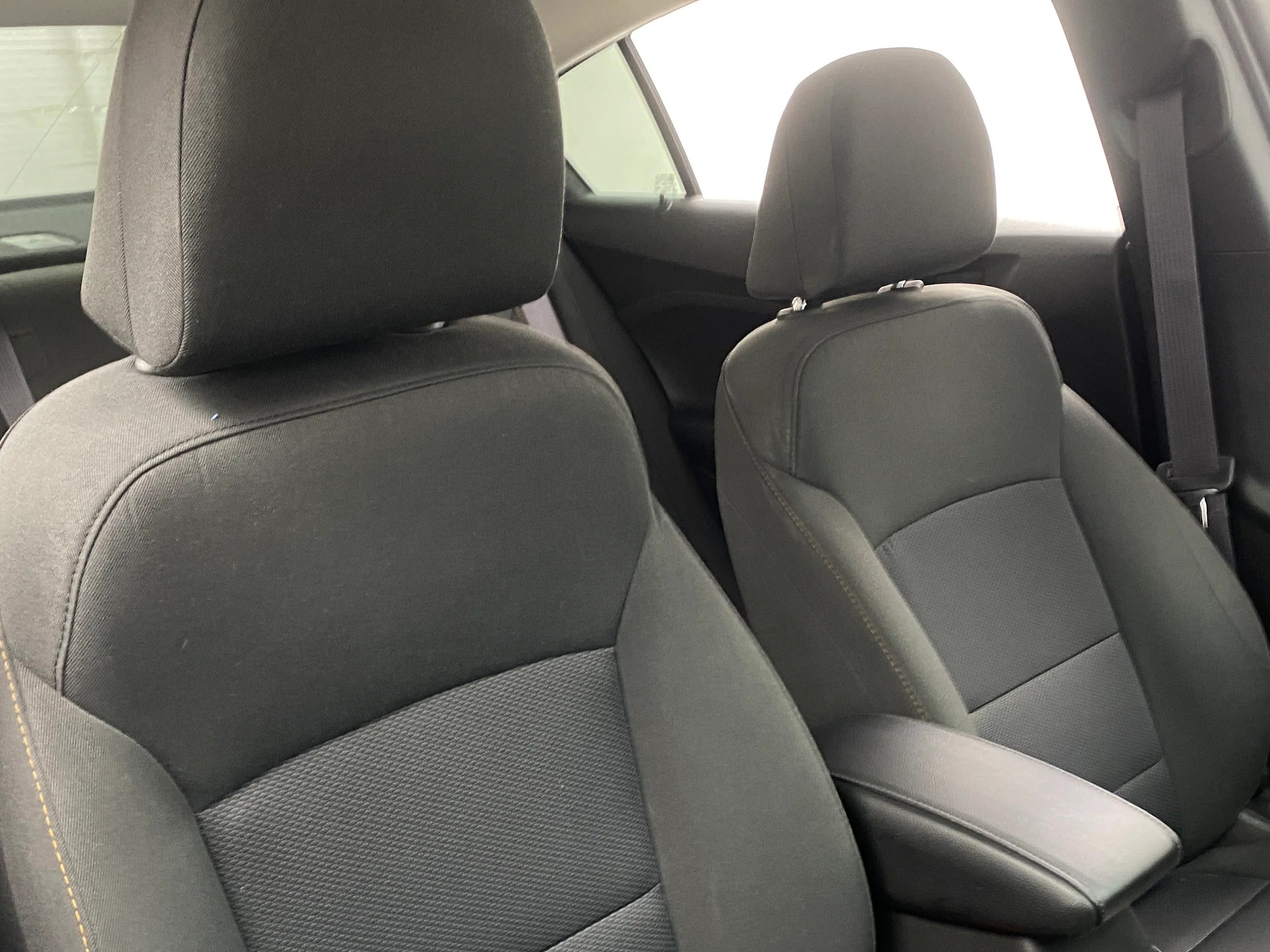 2017 Chevrolet Cruze LS 2