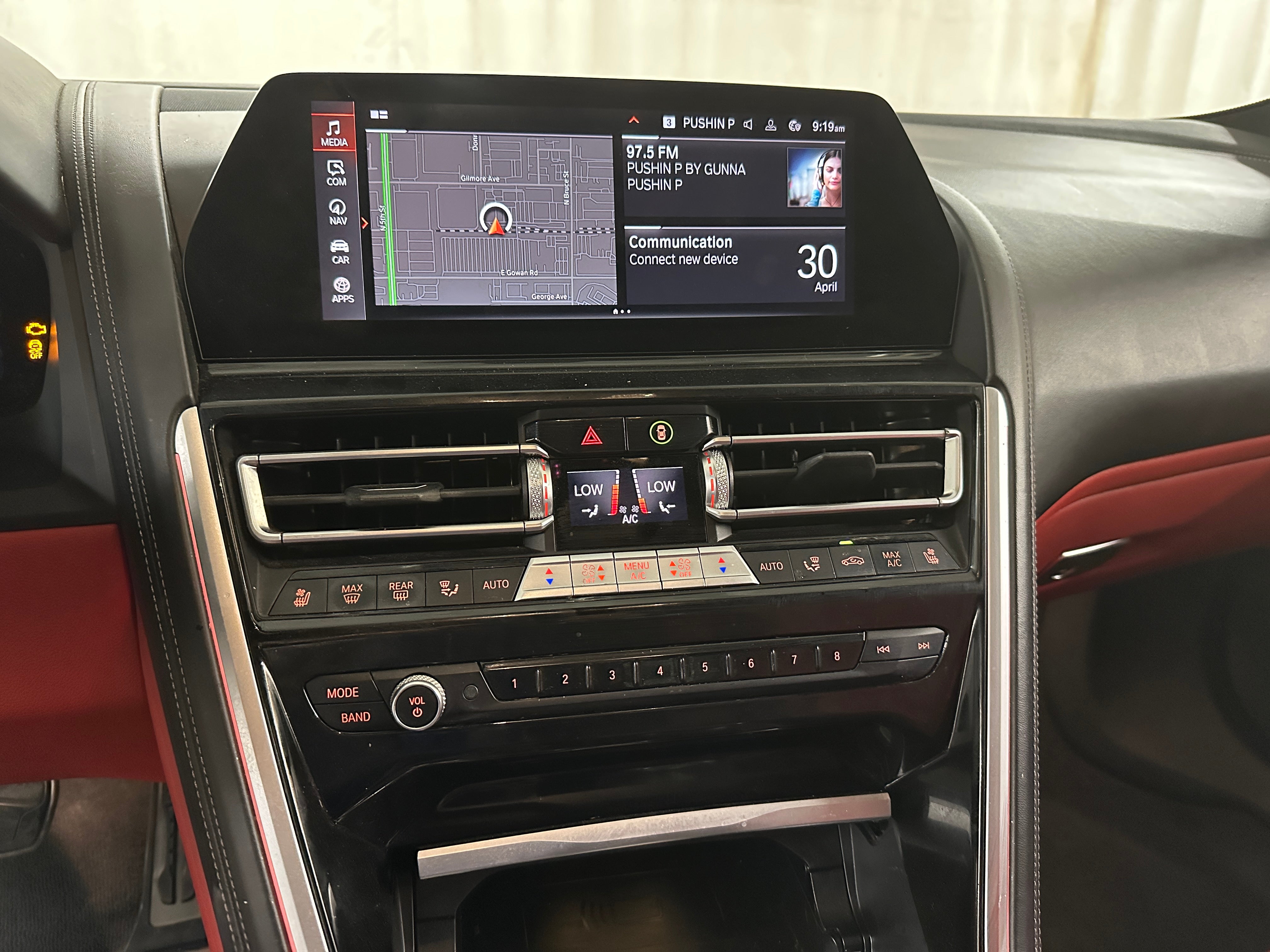 2022 BMW 8 Series 840i 3