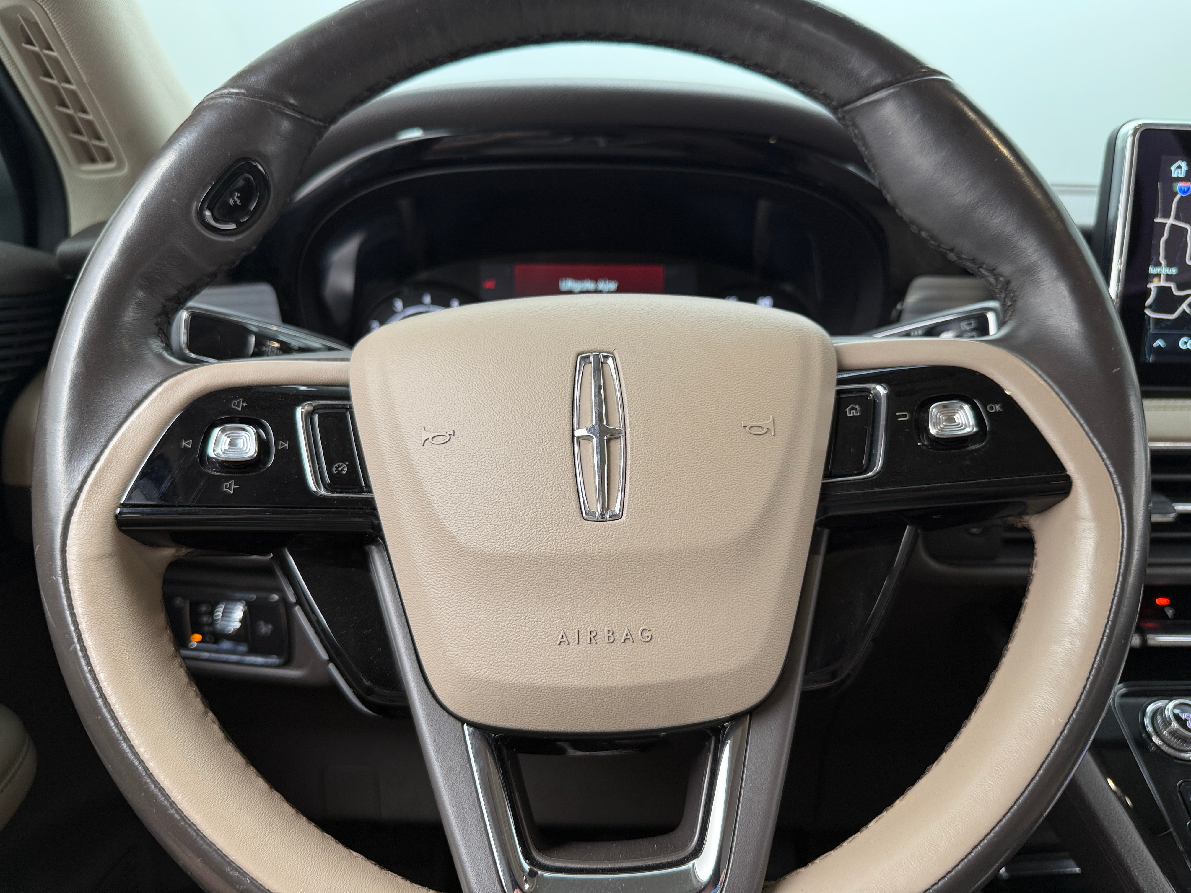2020 Lincoln Corsair  4