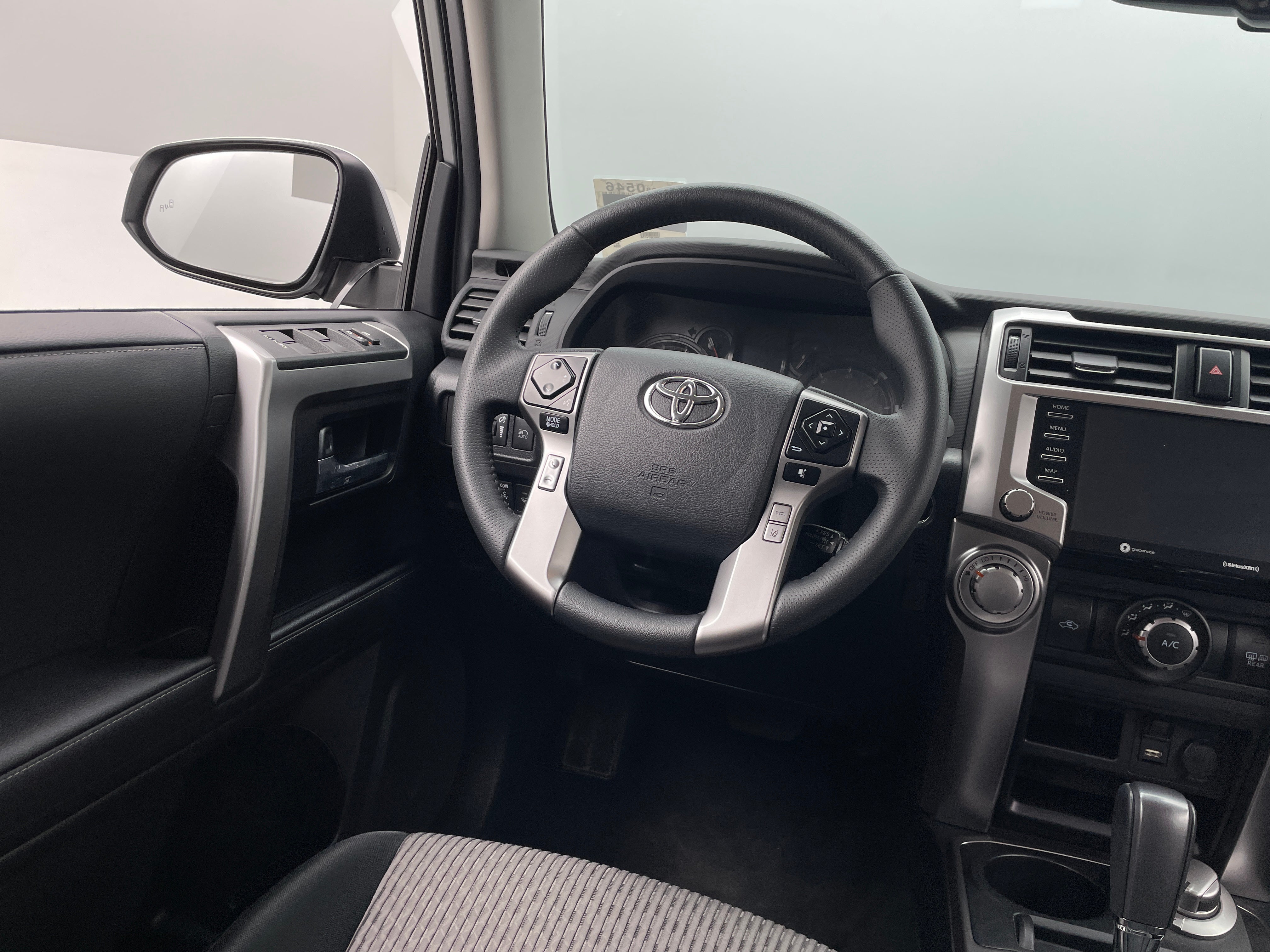 2024 Toyota 4Runner SR5 5